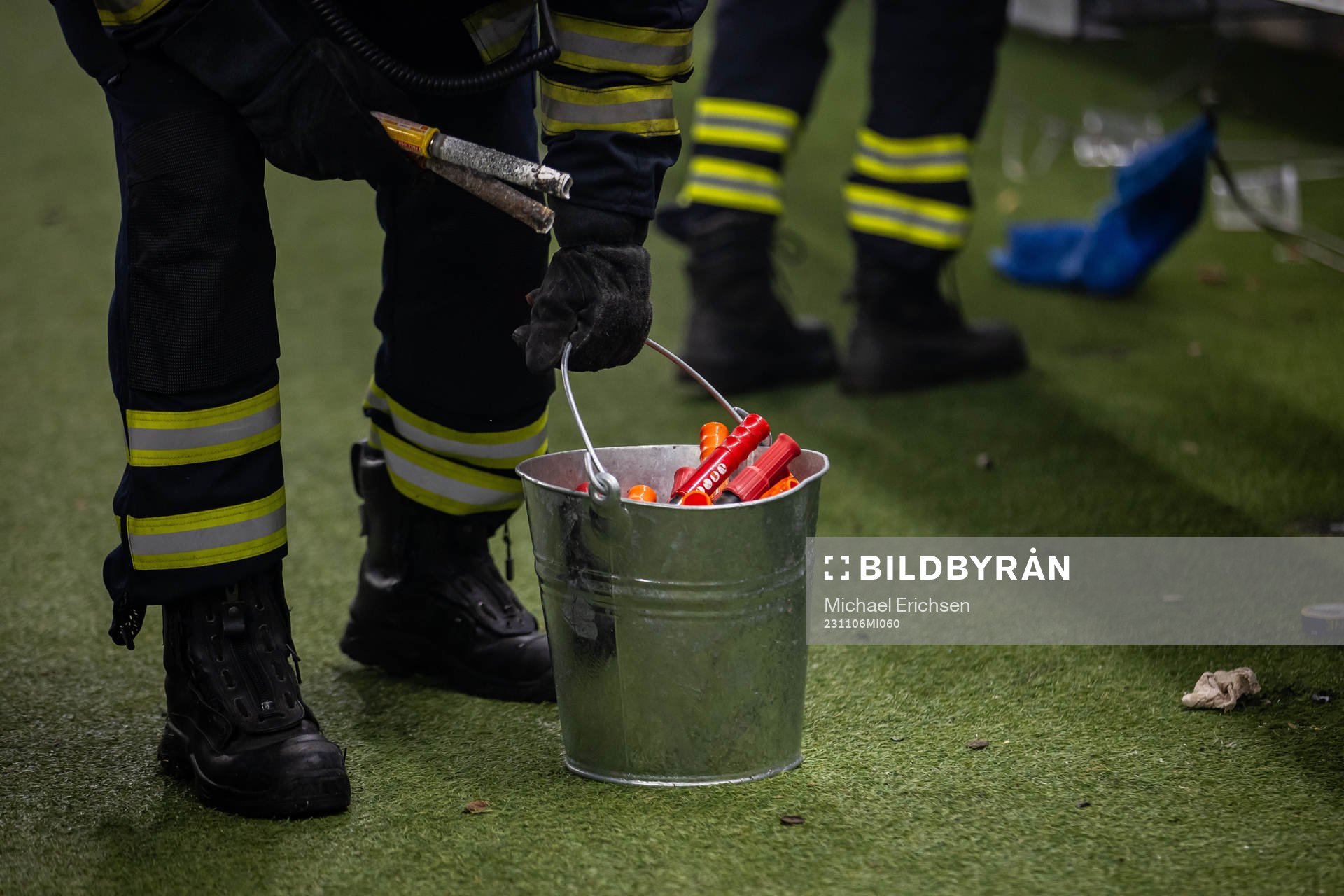 Avfall från pyroteknik tas om hand