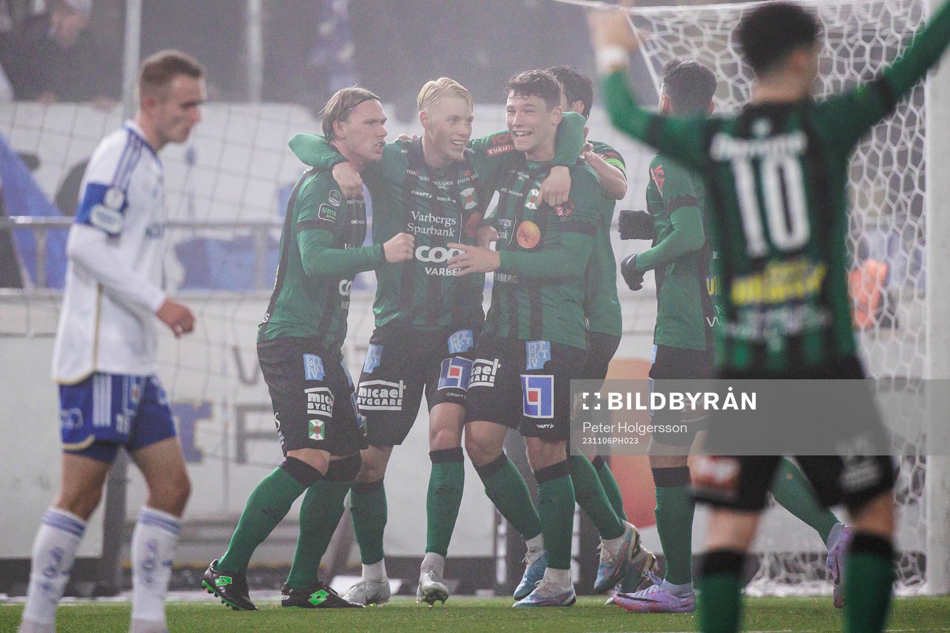 Varbergs spelare jublar