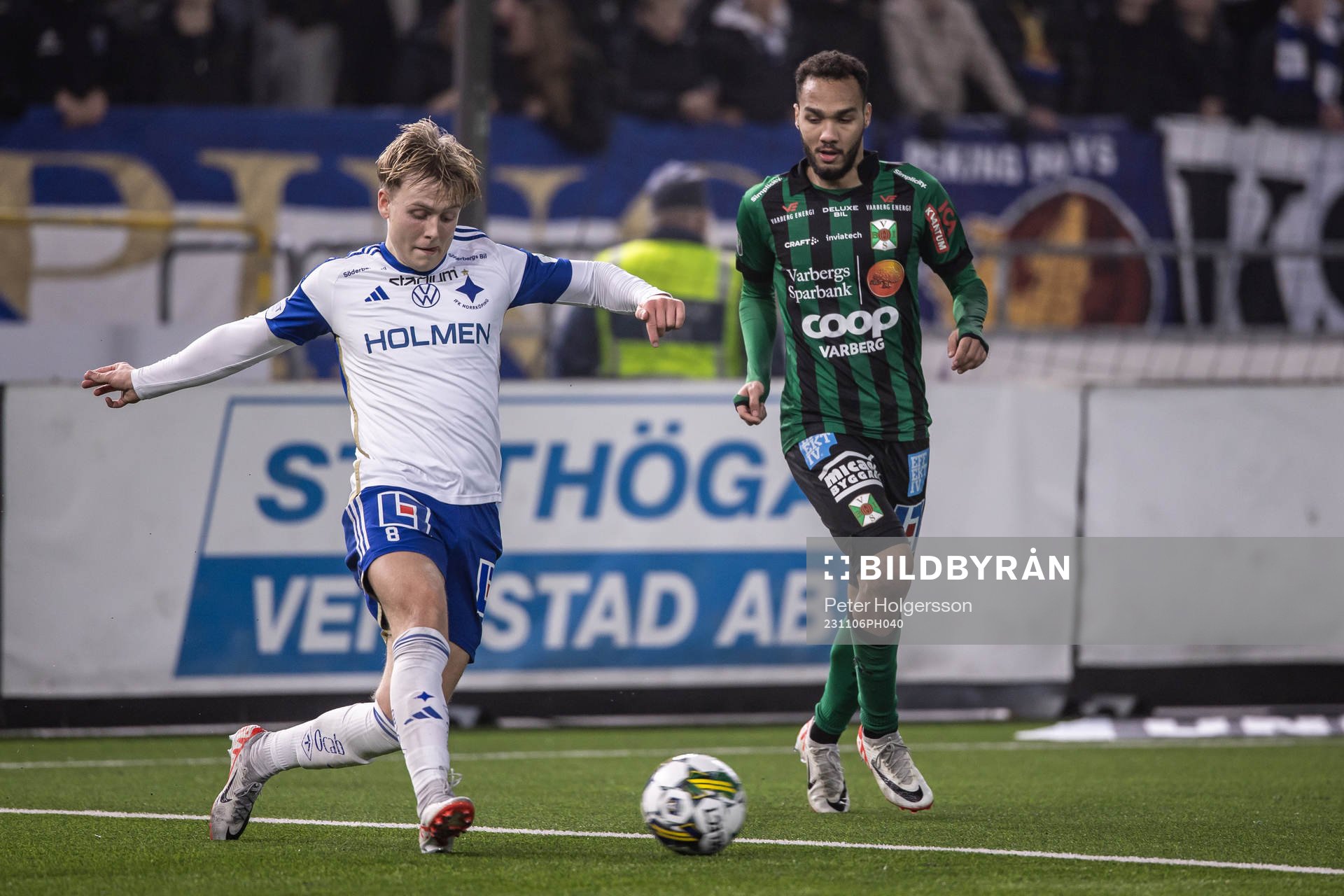 IFK Göteborgs Isak Andri Sigurgeirsson och Varbergs