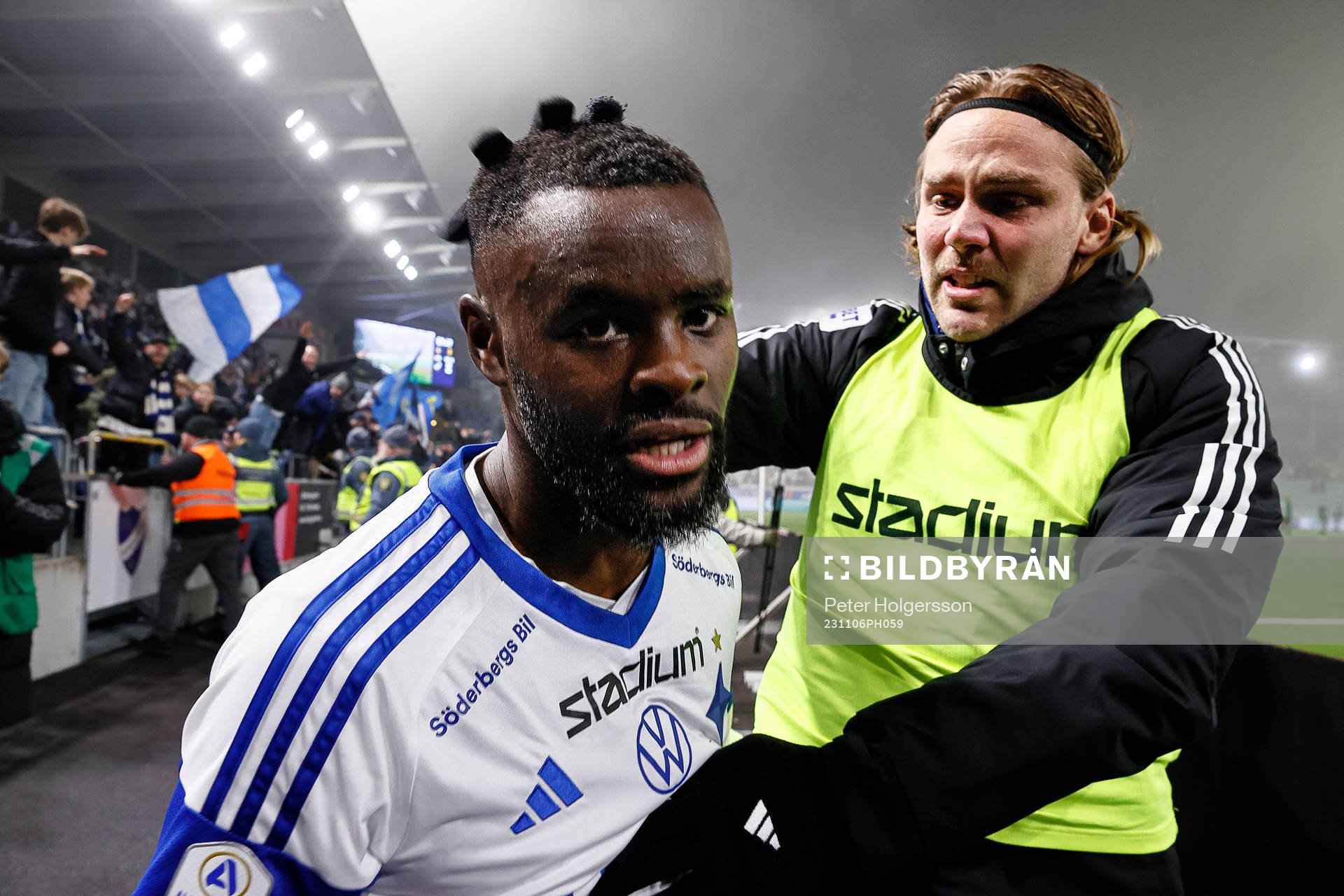 IFK Norrköpings Maic Sema jublar med en rörd Christoffer Nyman under fotbollsmatchen i Allsvenskan mellan IFK Norrköping och Varberg den 6 november 2023 i Norrköping. 
