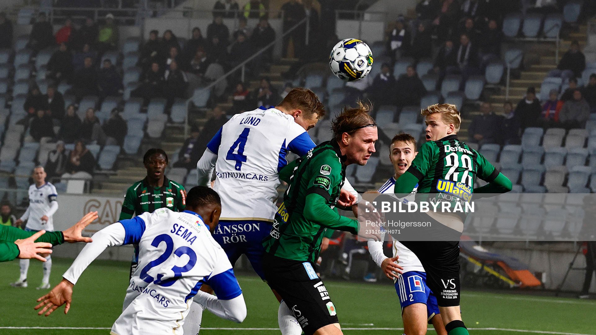 IFK Norrköpings Marco Lund Nielsen under fotbollsmatchen i Allsvenskan mellan IFK Norrköping och Varberg den 6 november 2023 i Norrköping.