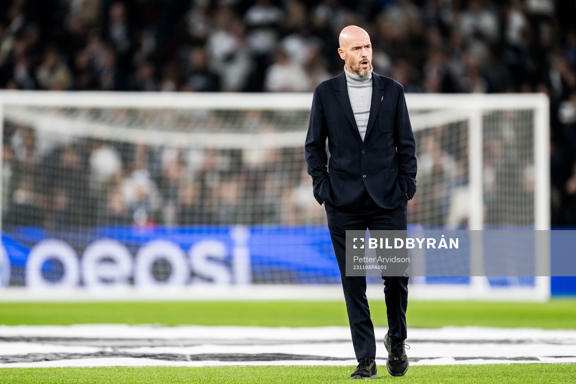 Head coach Erik ten Hag of Manchester United
