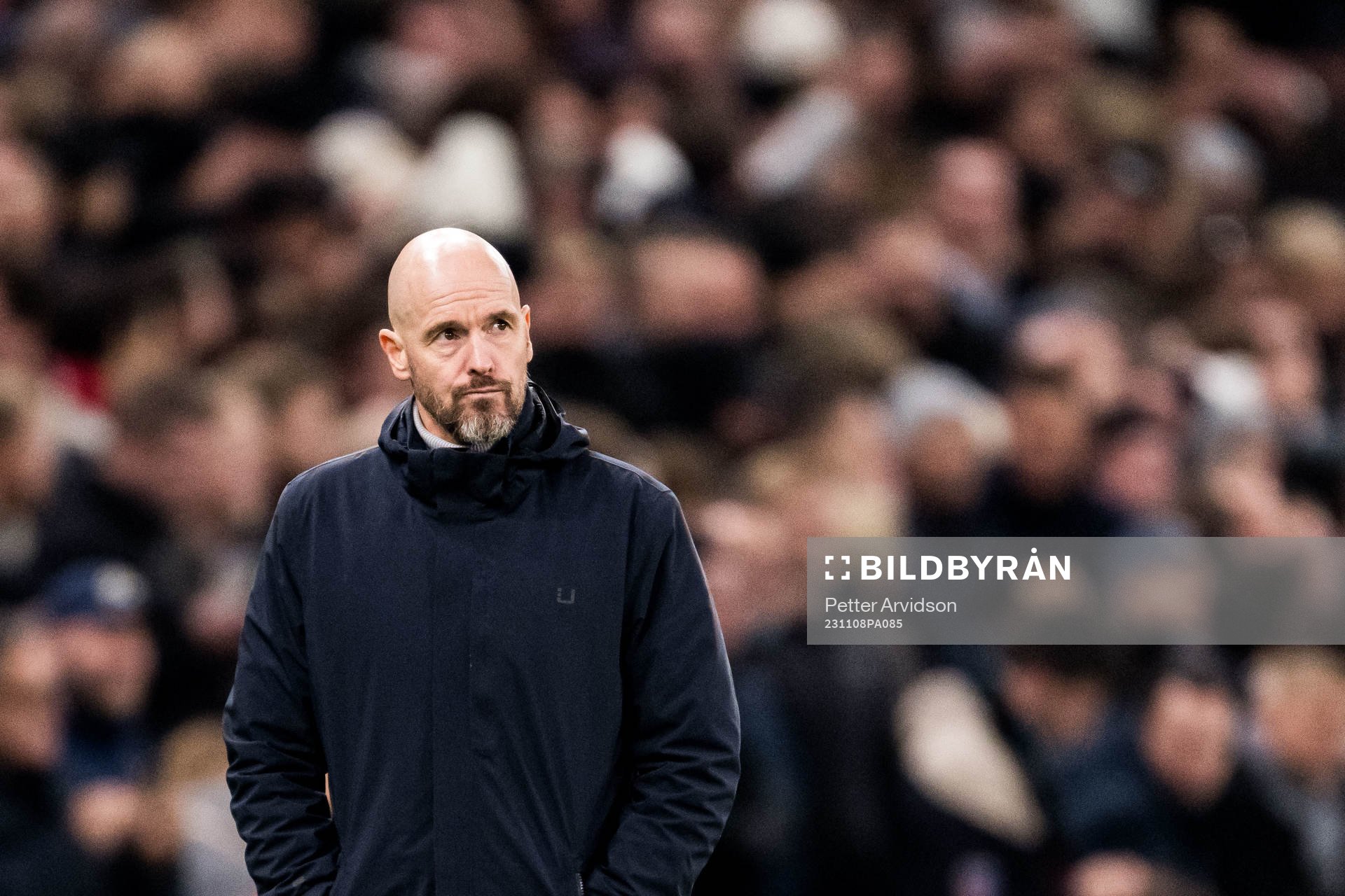 Head coach Erik ten Hag of Manchester United looks dejected