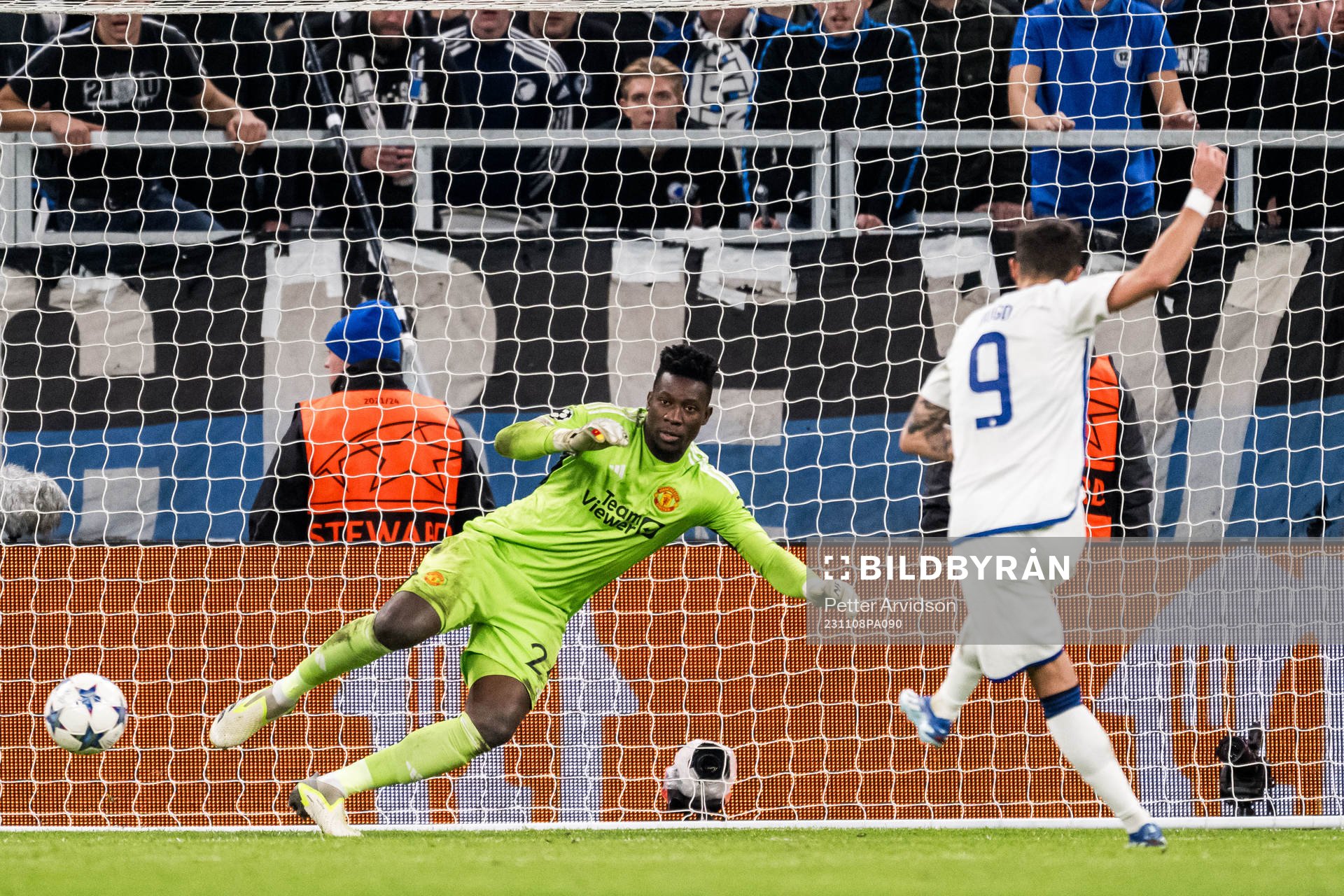Goalkeeper André Onana of Manchester United and Diogo