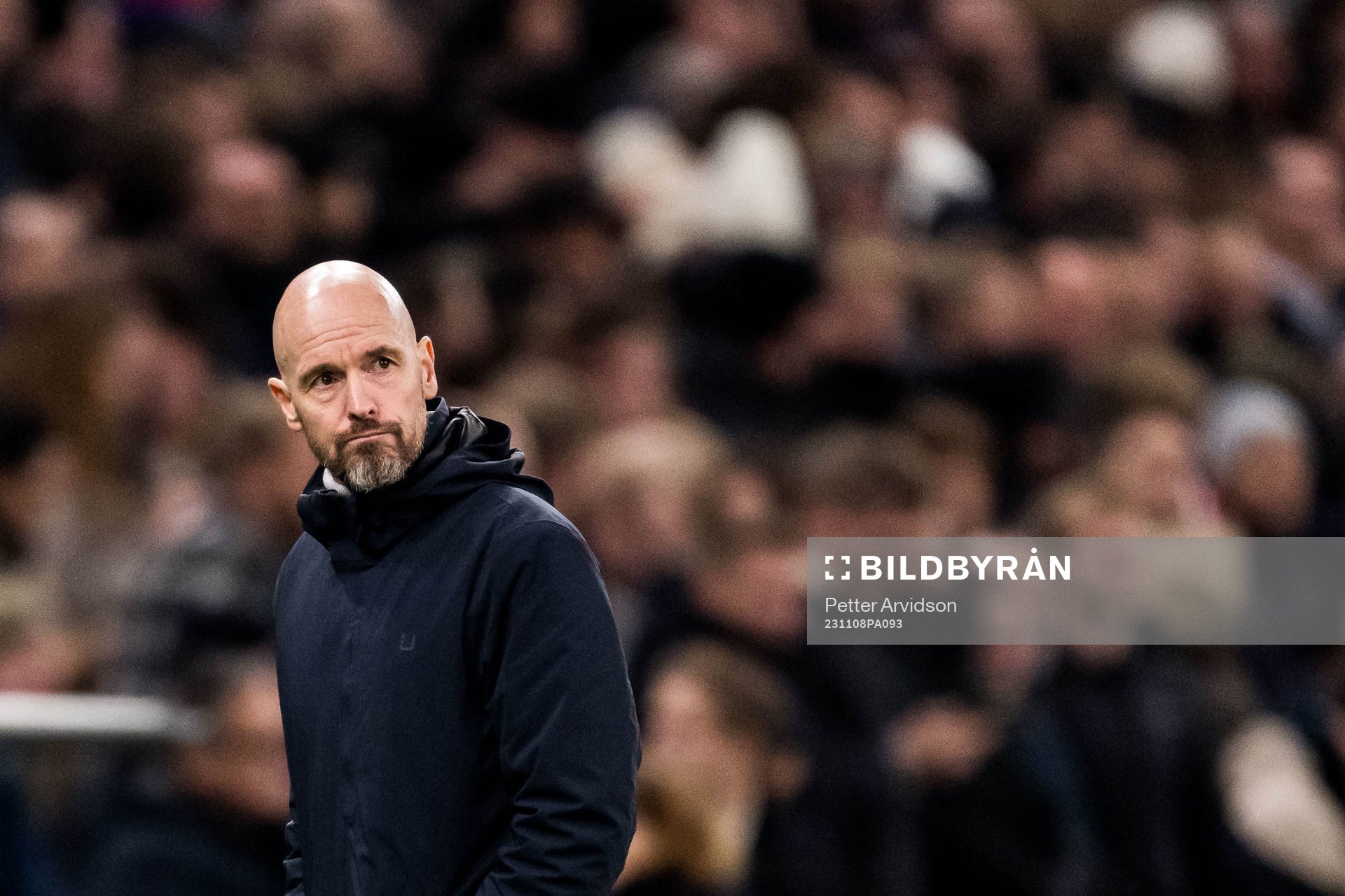 Head coach Erik ten Hag of Manchester United looks dejected