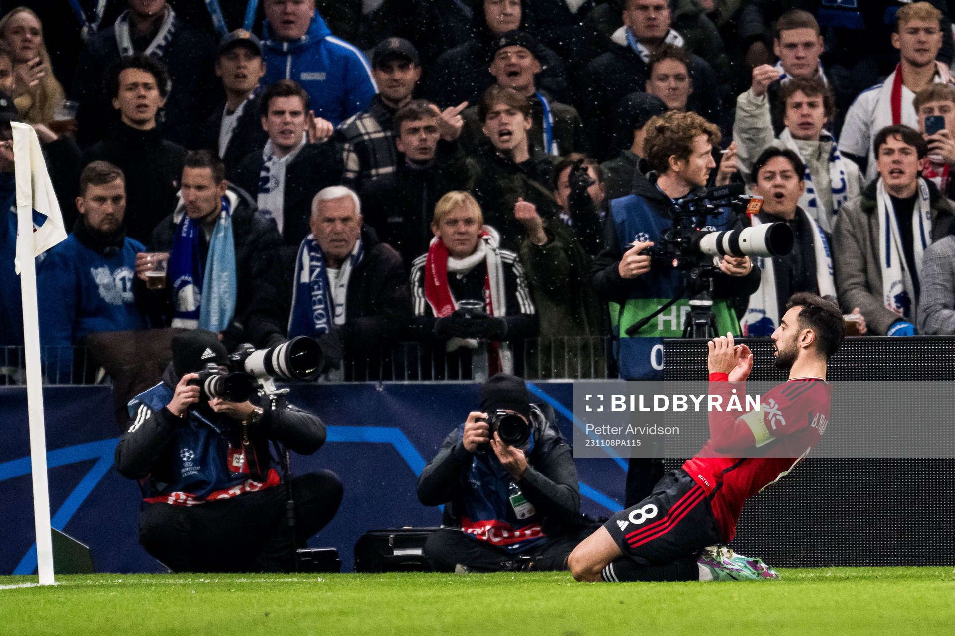 Bruno Fernandes of Manchester United celebrates