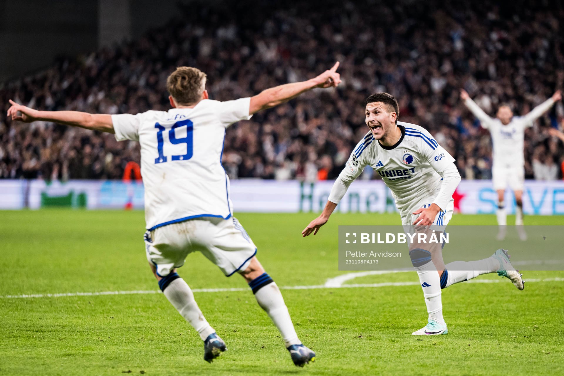 Roony Bardghji of FC Copenhagen celebrates