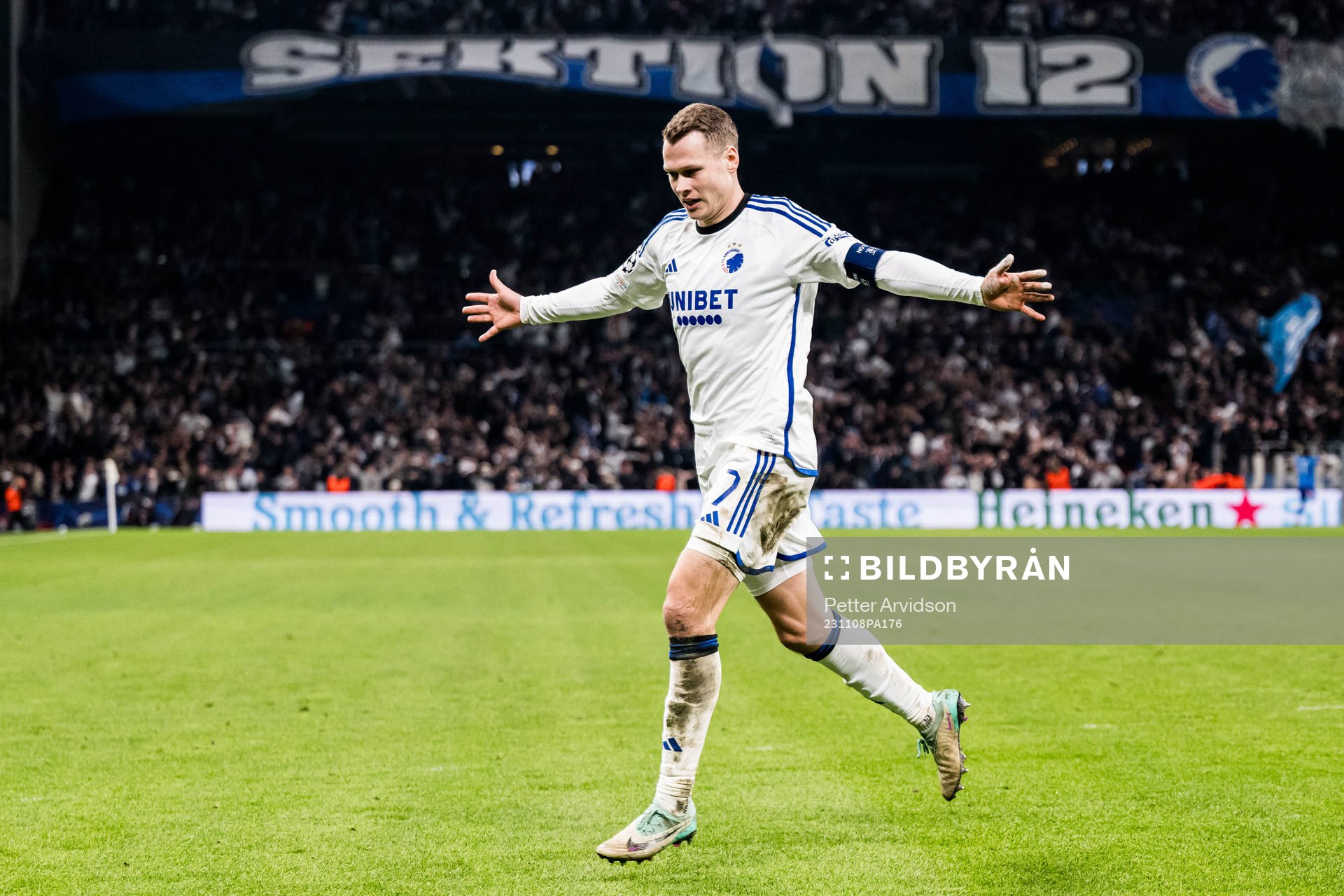 Viktor Claesson of FC Copenhagen celebrates