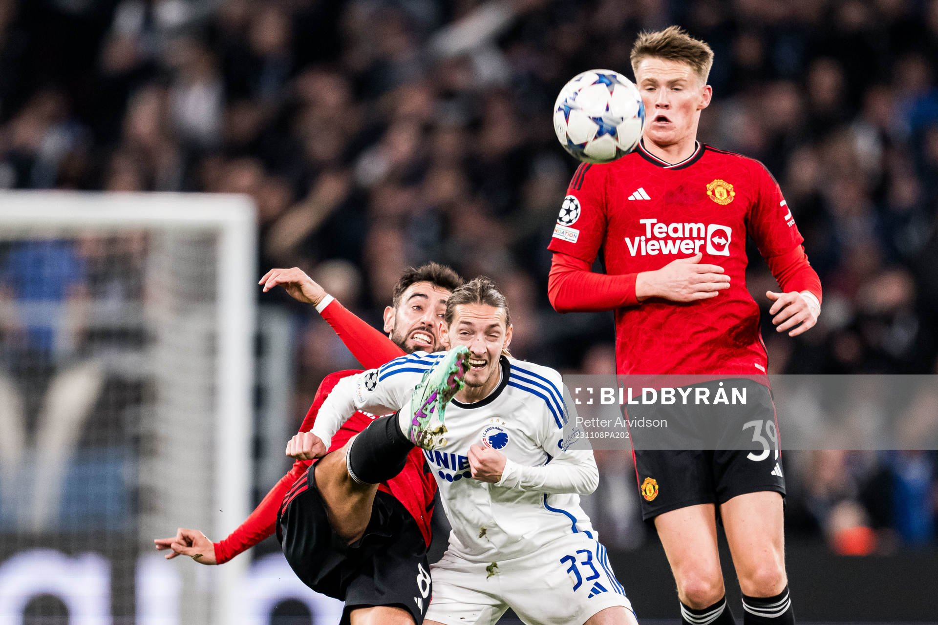 Bruno Fernandes of Manchester United and Rasmus Falk of FC