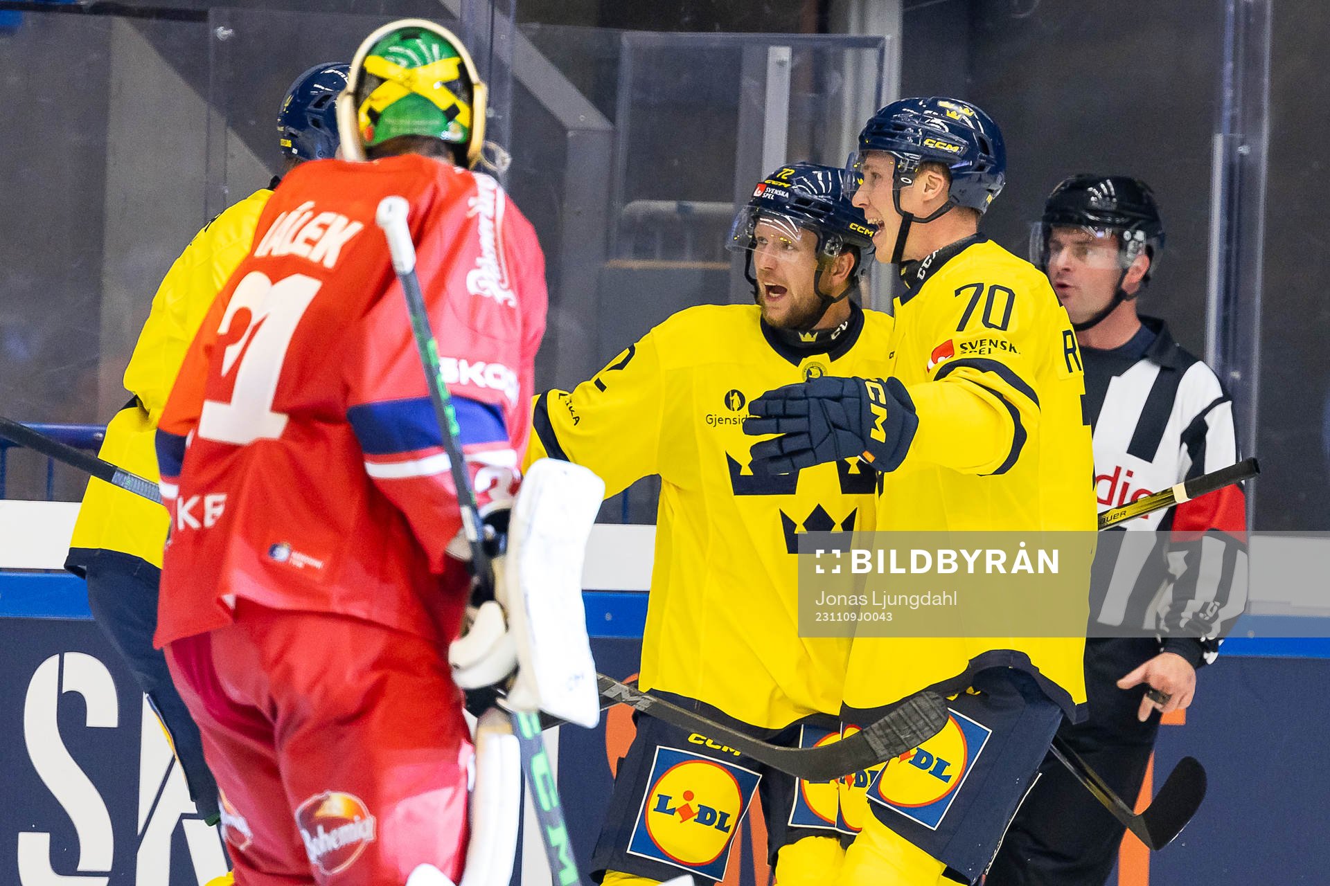 Tim Heed and Dennis Rasmussen of Sweden celebrates