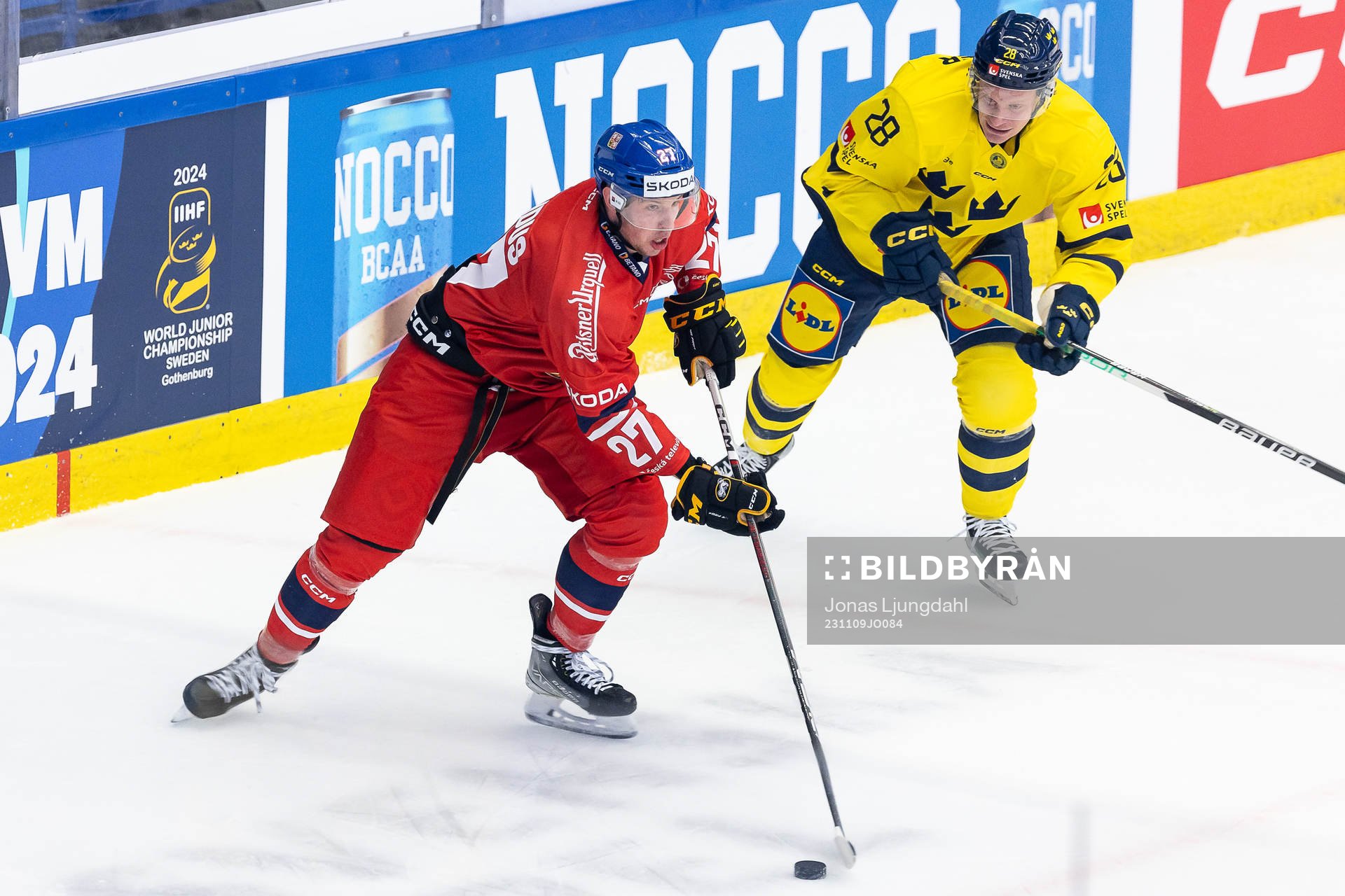 Martin Jandus of Czech Republic and Anton Bengtsson of