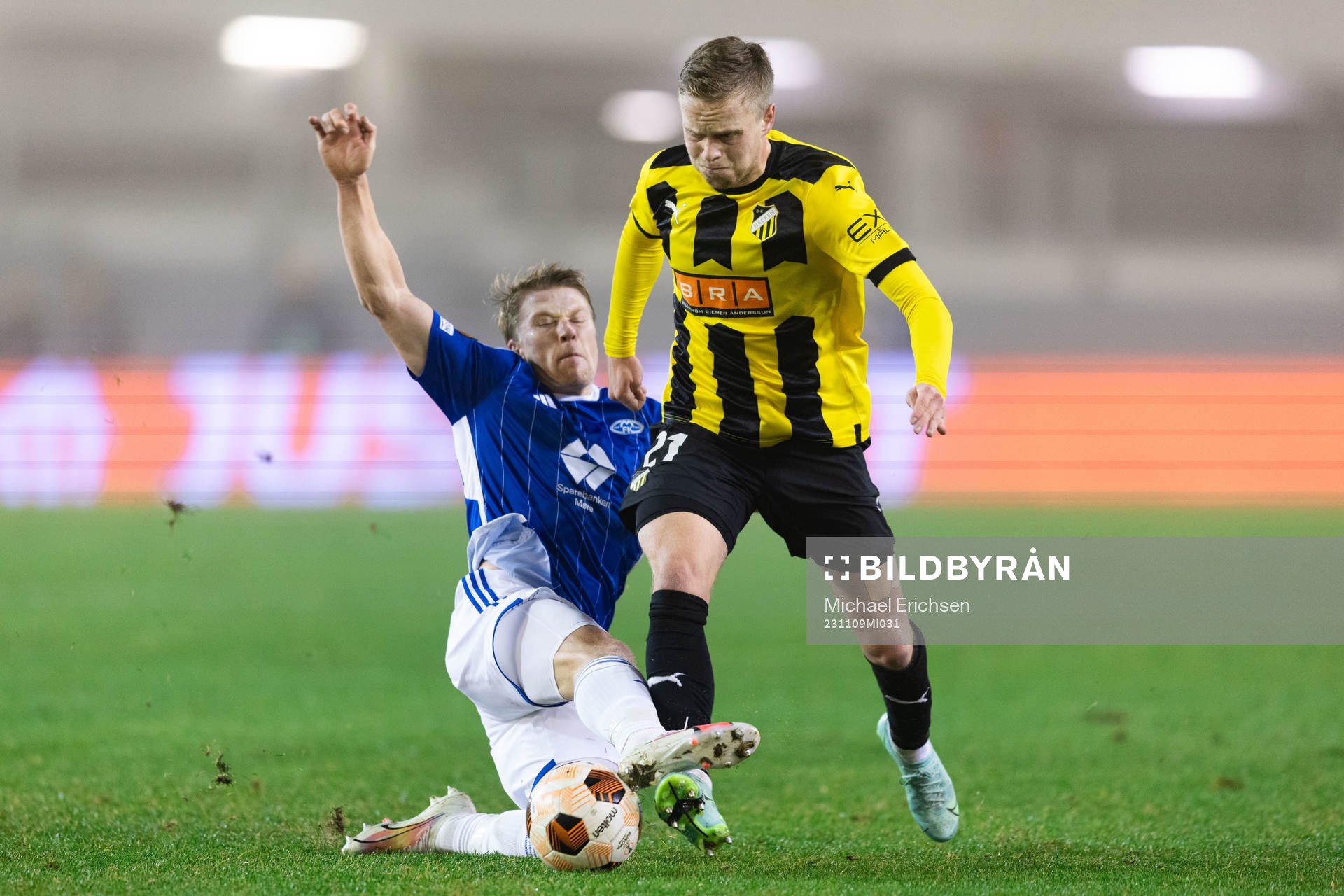 Kristian Eriksen of Molde and Tomas Olai Totland of BK