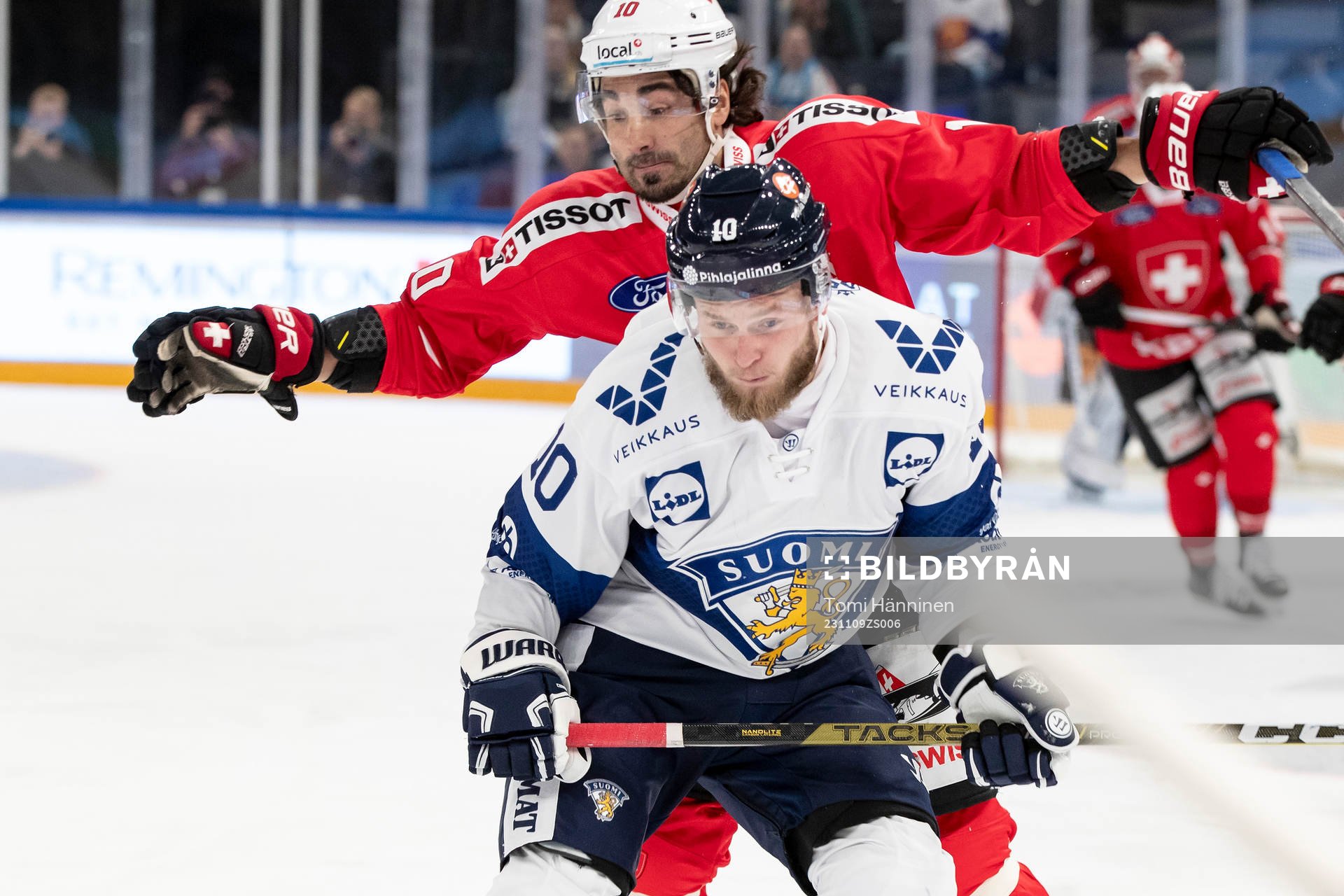 Kristian Vesalainen #10, FIN, Andres Ambühl #10, SUI