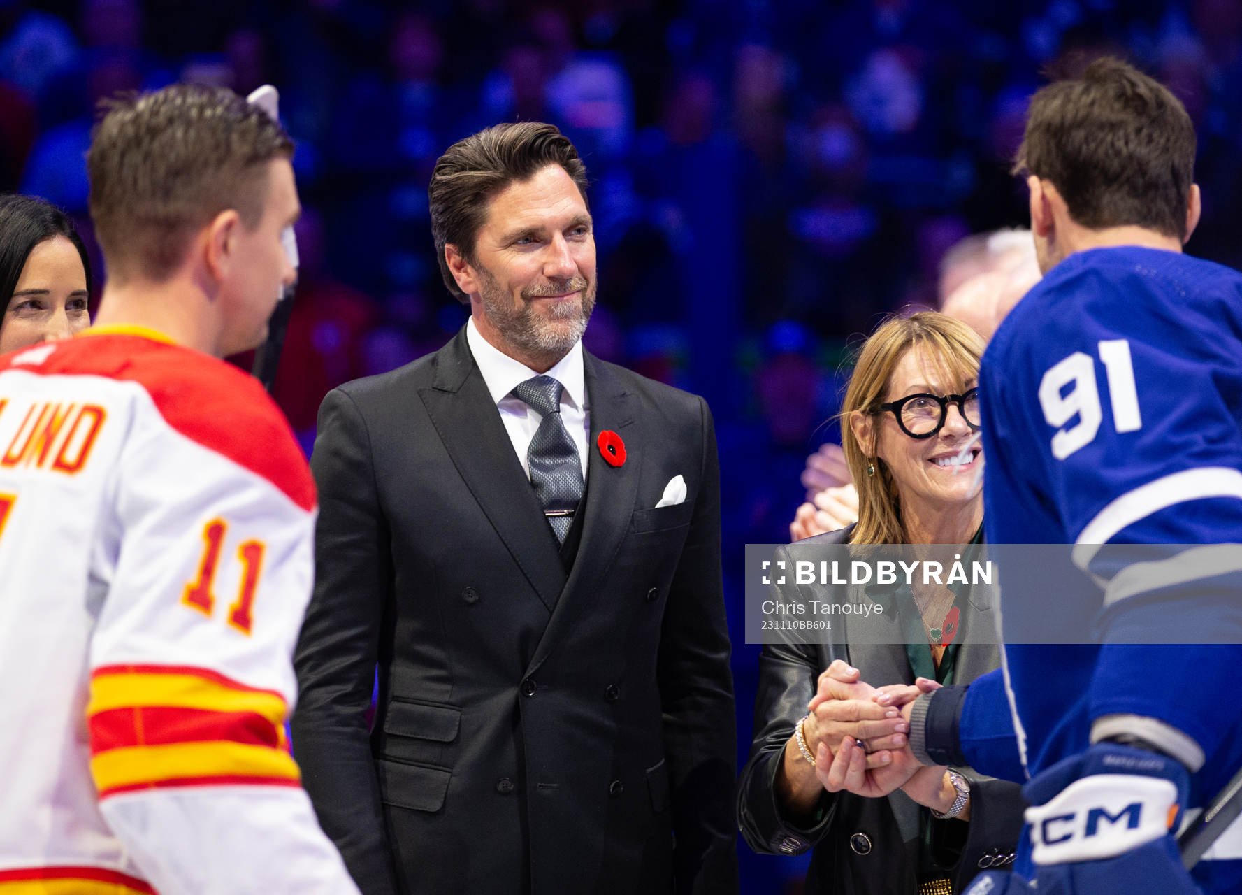 Henrik Lundqvist looks