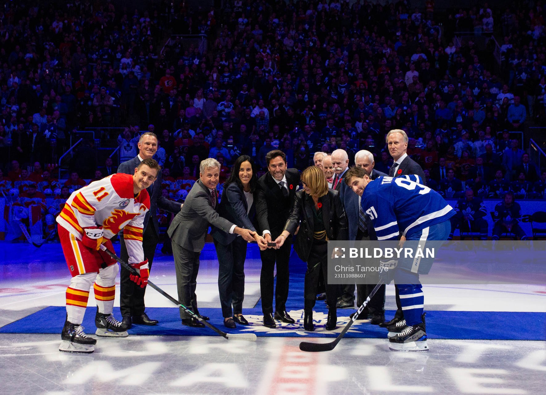 Henrik Lundqvist is joined by his fellow inductees for a