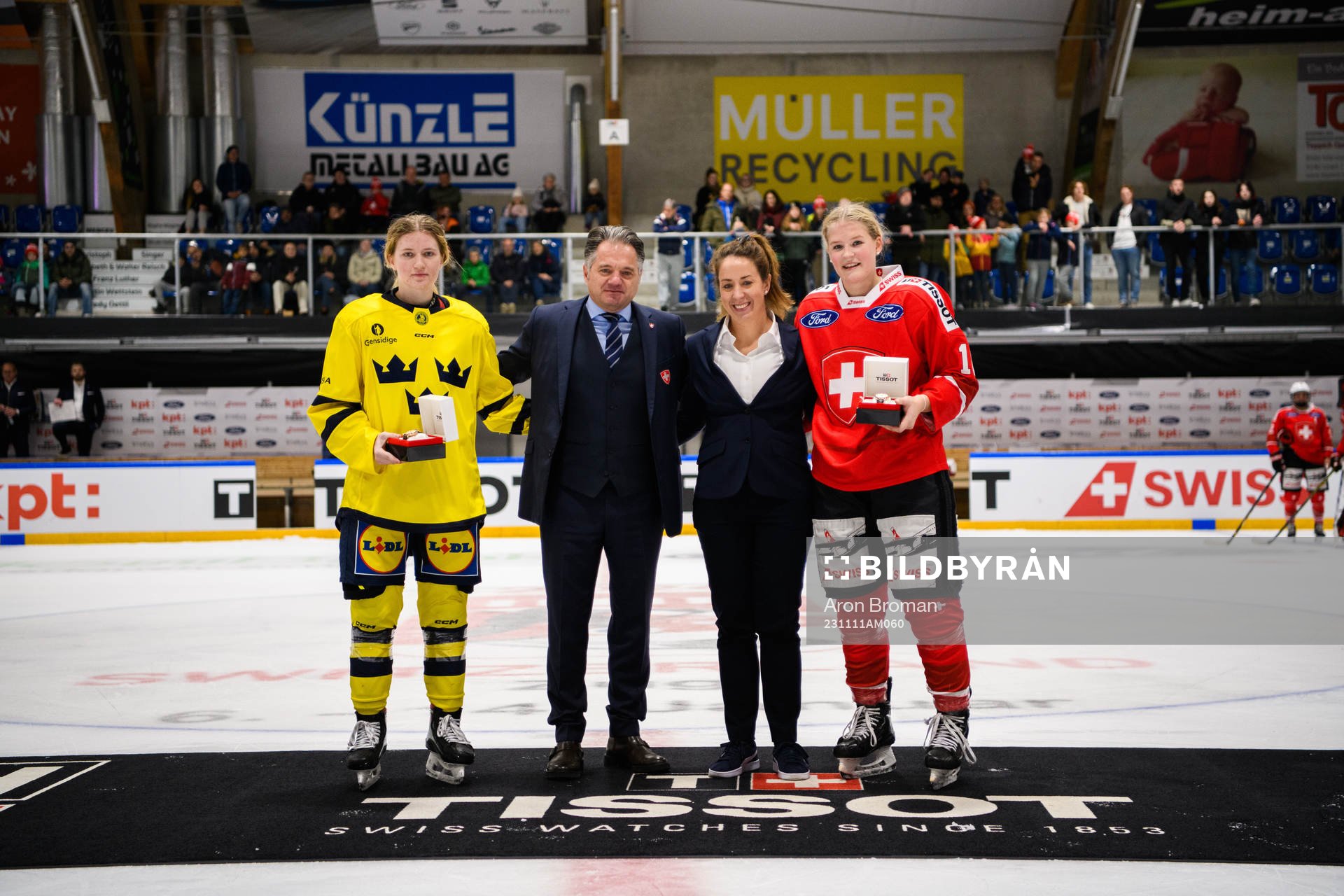 Hilda Svensson of Sweden and Stefanie Wetli of Switzerland