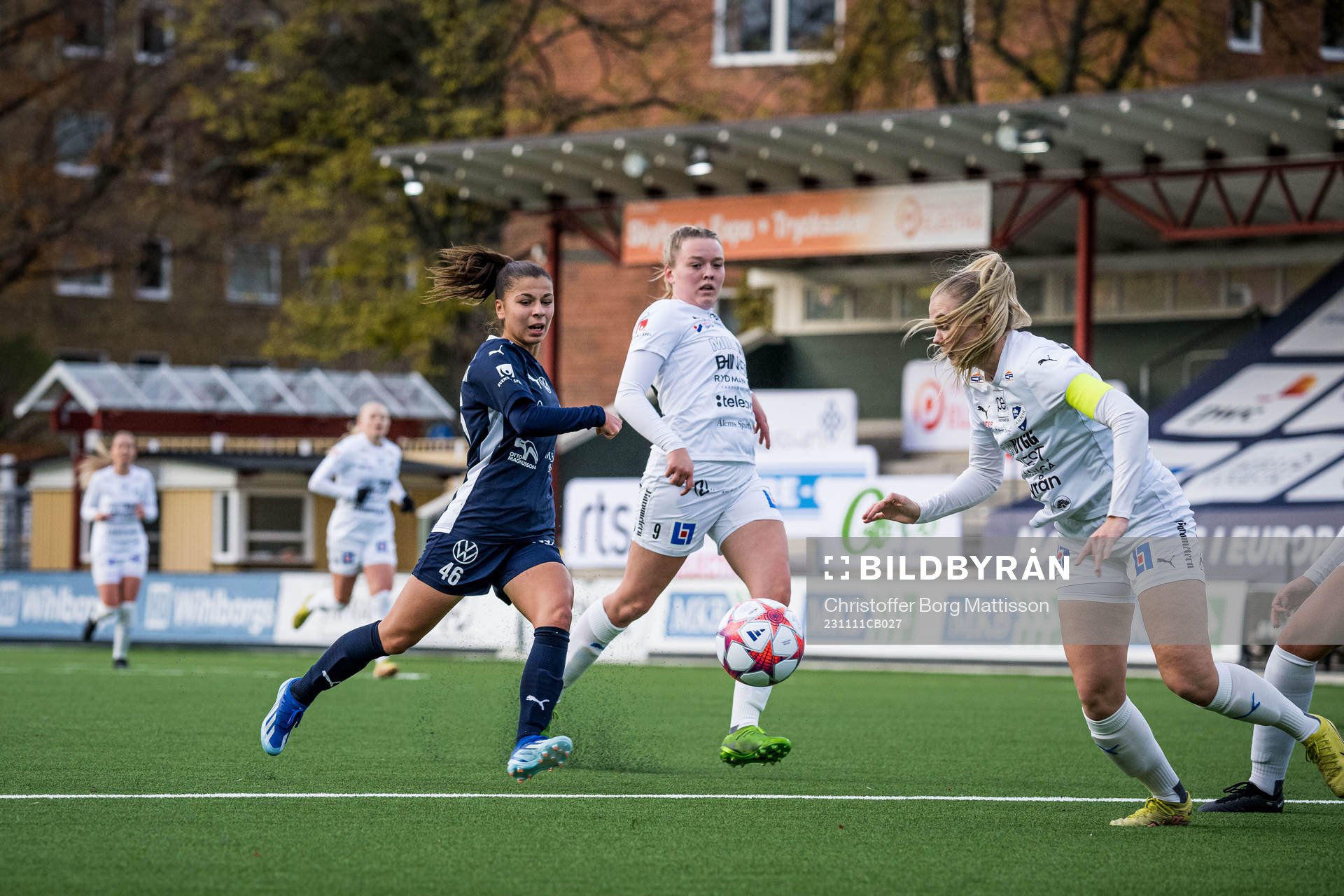 FC Rosengårds Mikaela Stojanovska och Kalmars Nova