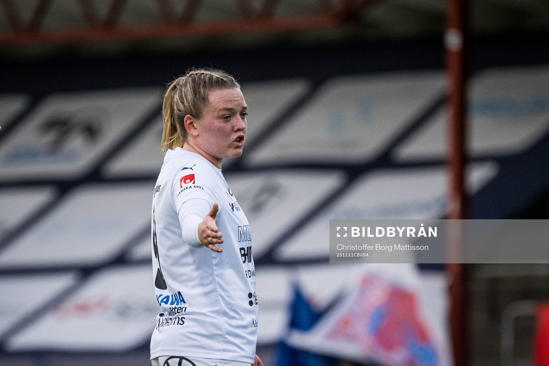 Kalmars Nova Karlsson under fotbollsmatchen i Damallsvenskan mellan FC Rosengård och Kalmar den 11 november 2023 i Malmö.