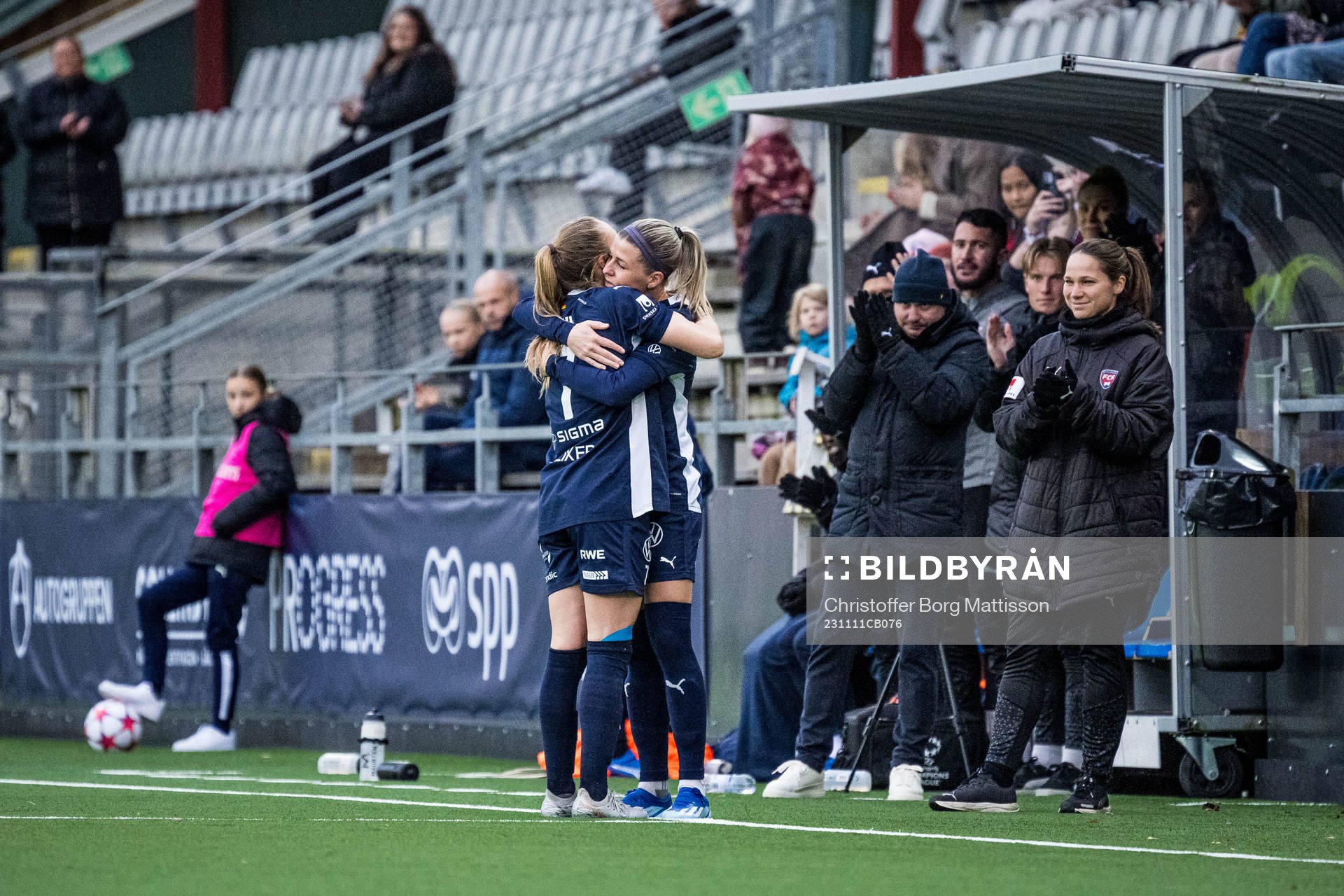 FC Rosengårds Fiona Brown och Olivia Schough