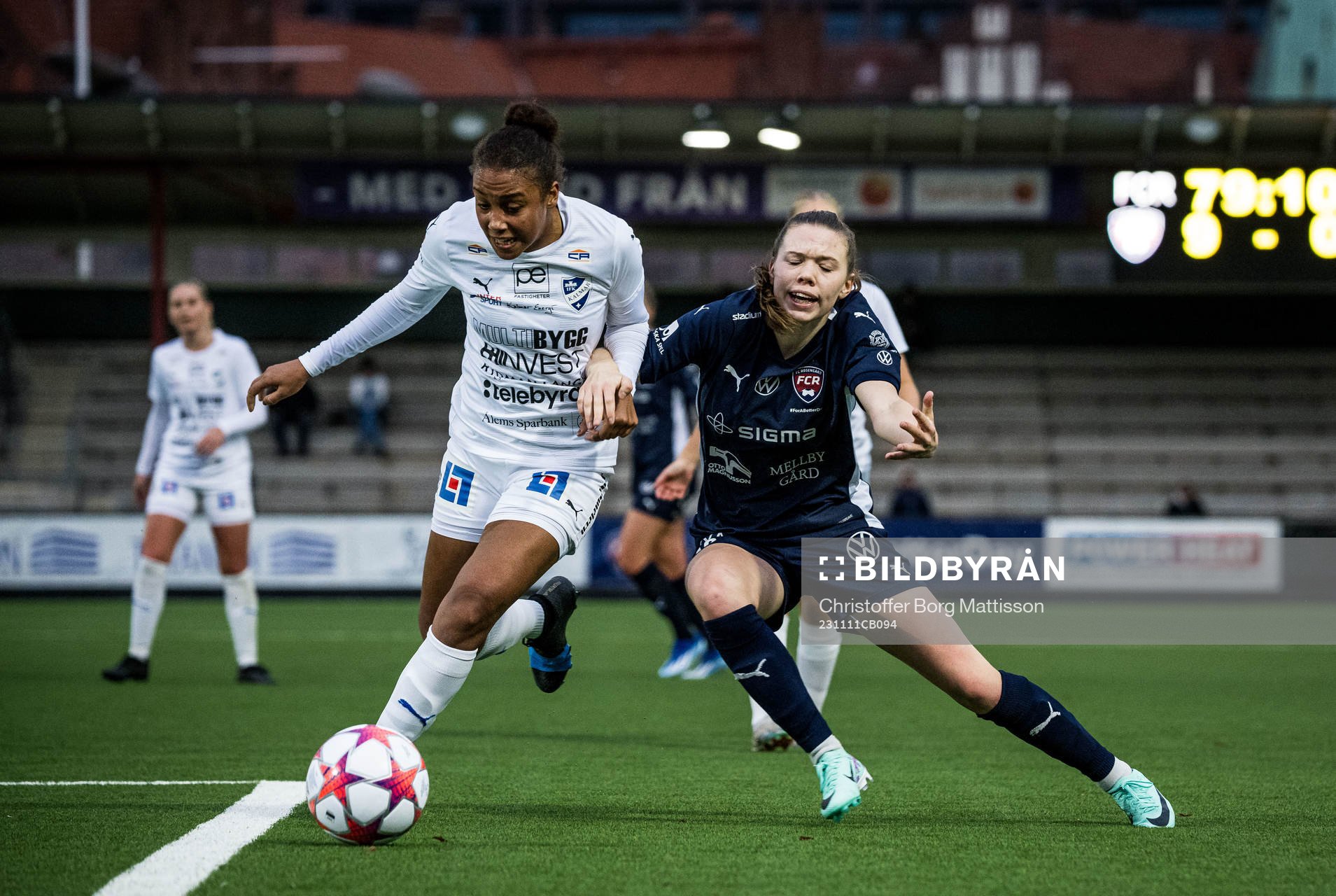 Kalmars Ronya Halleen och FC Rosengårds Bea Sprung