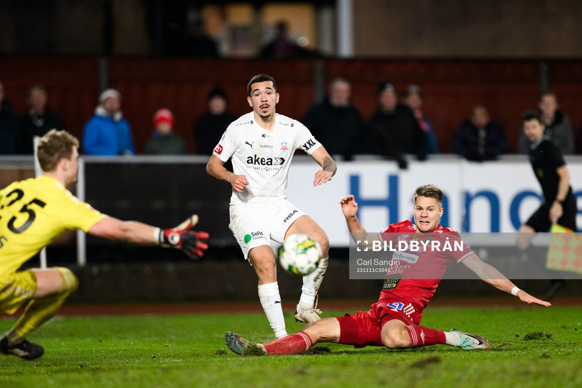 Helsingborgs Lucas Lima och Skövde AIKs Gustav Broman