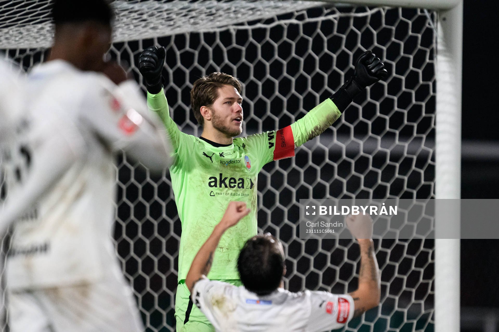 Helsingborgs målvakt Kalle Joelsson jublar
