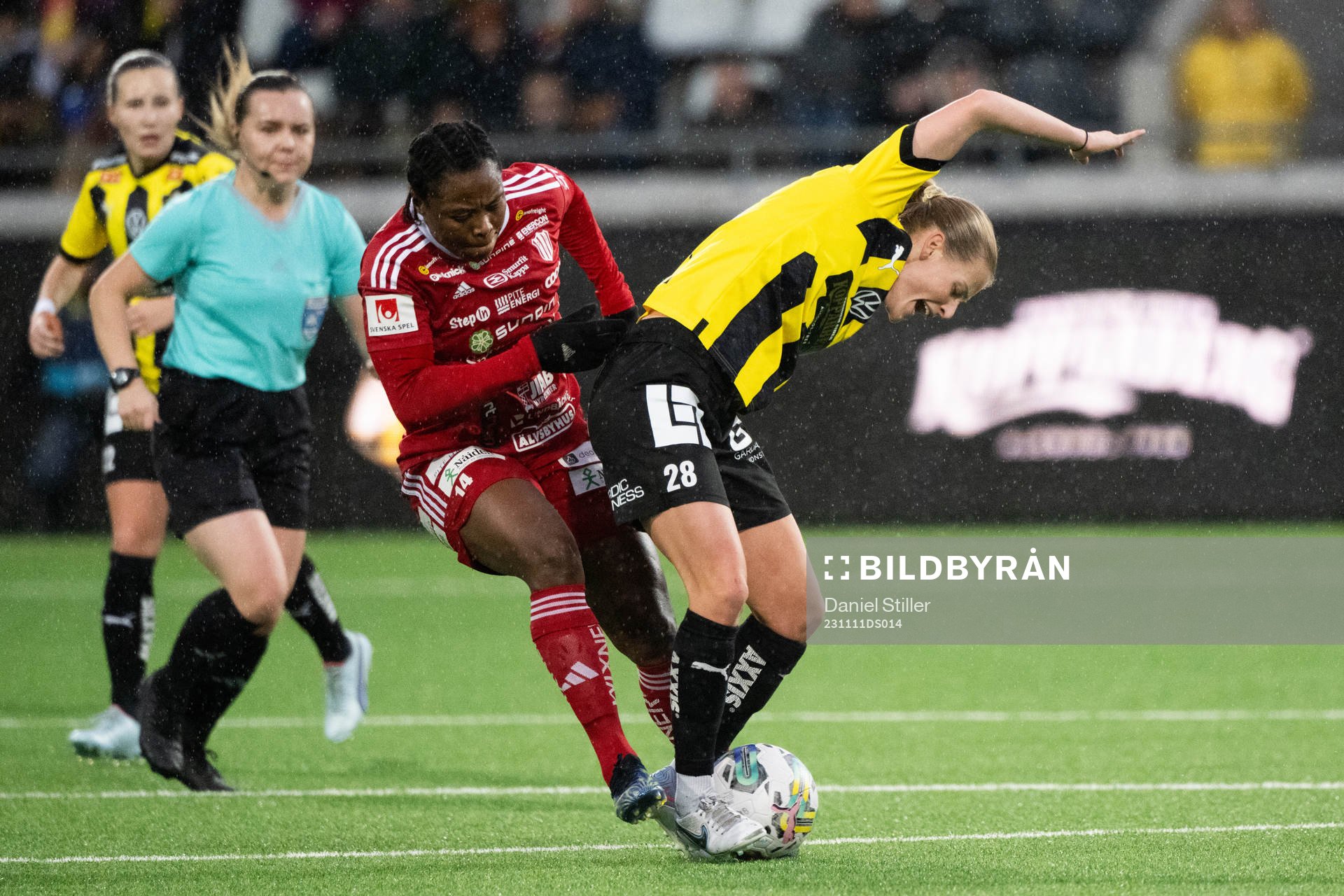Piteås Faith Ikidi Michael och Häckens Anna Anvegård