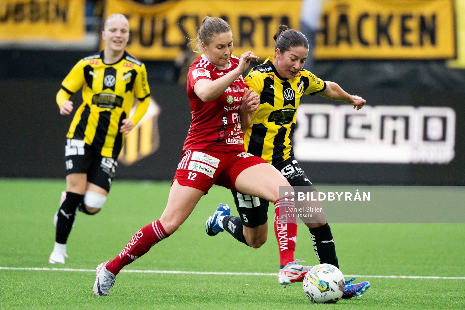 Piteås Fanny Andersson och Häckens Ruby Grant