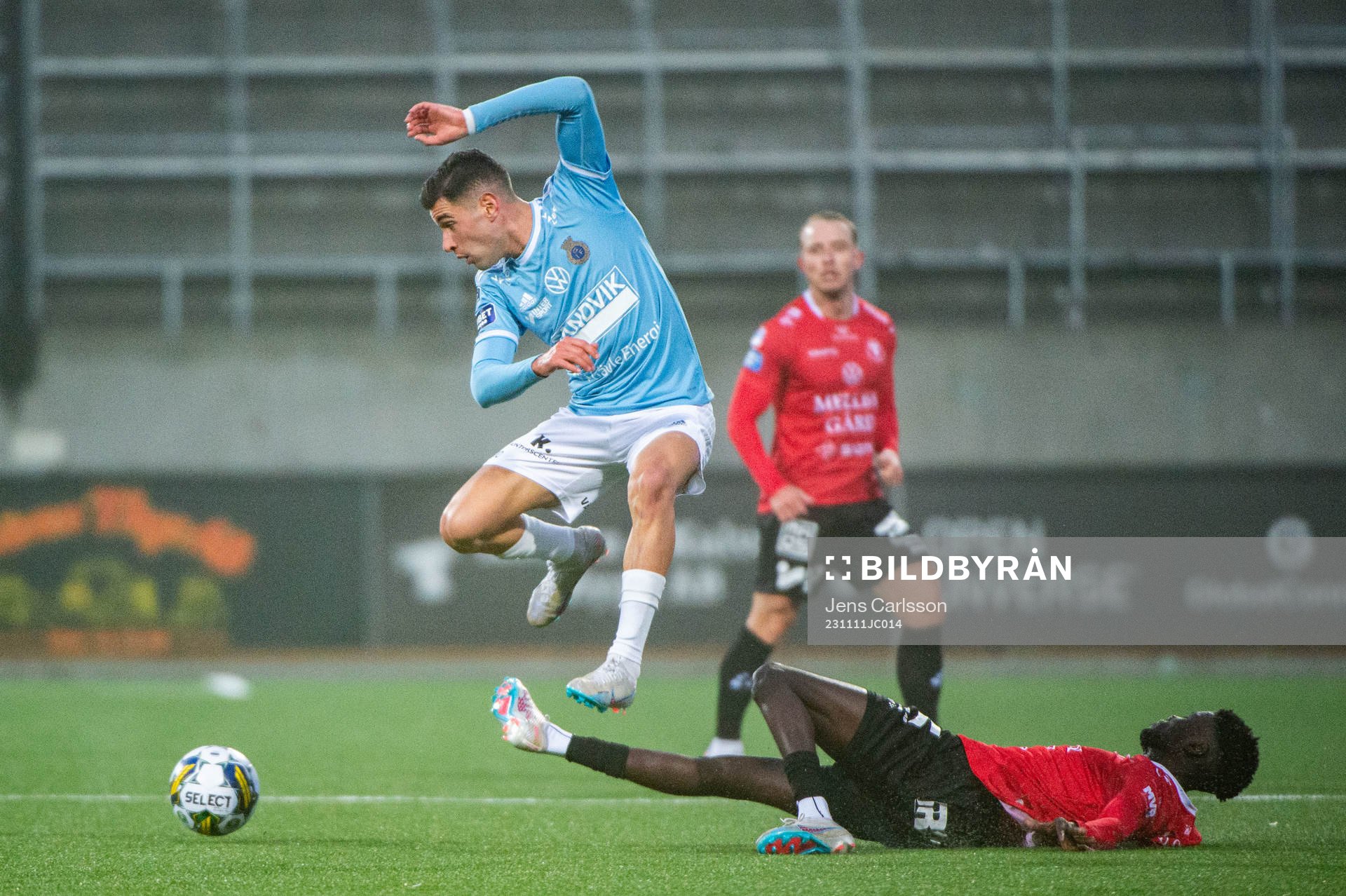 Gefles Ahmed Bonnah och Trelleborgs Emmanuel Godwin