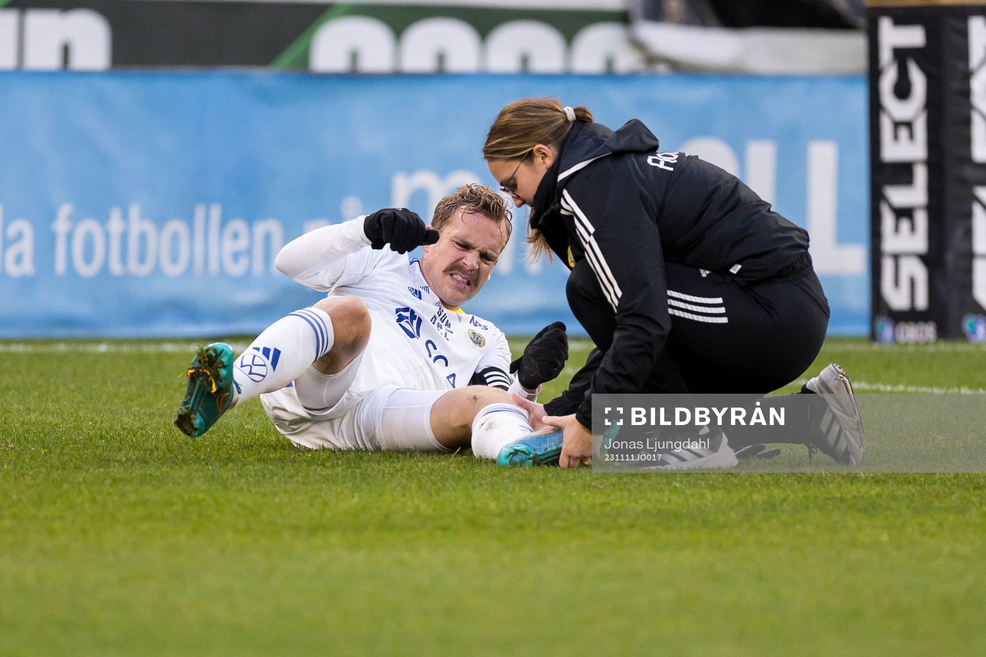 GIF Sundsvalls Pontus Engblom har ont