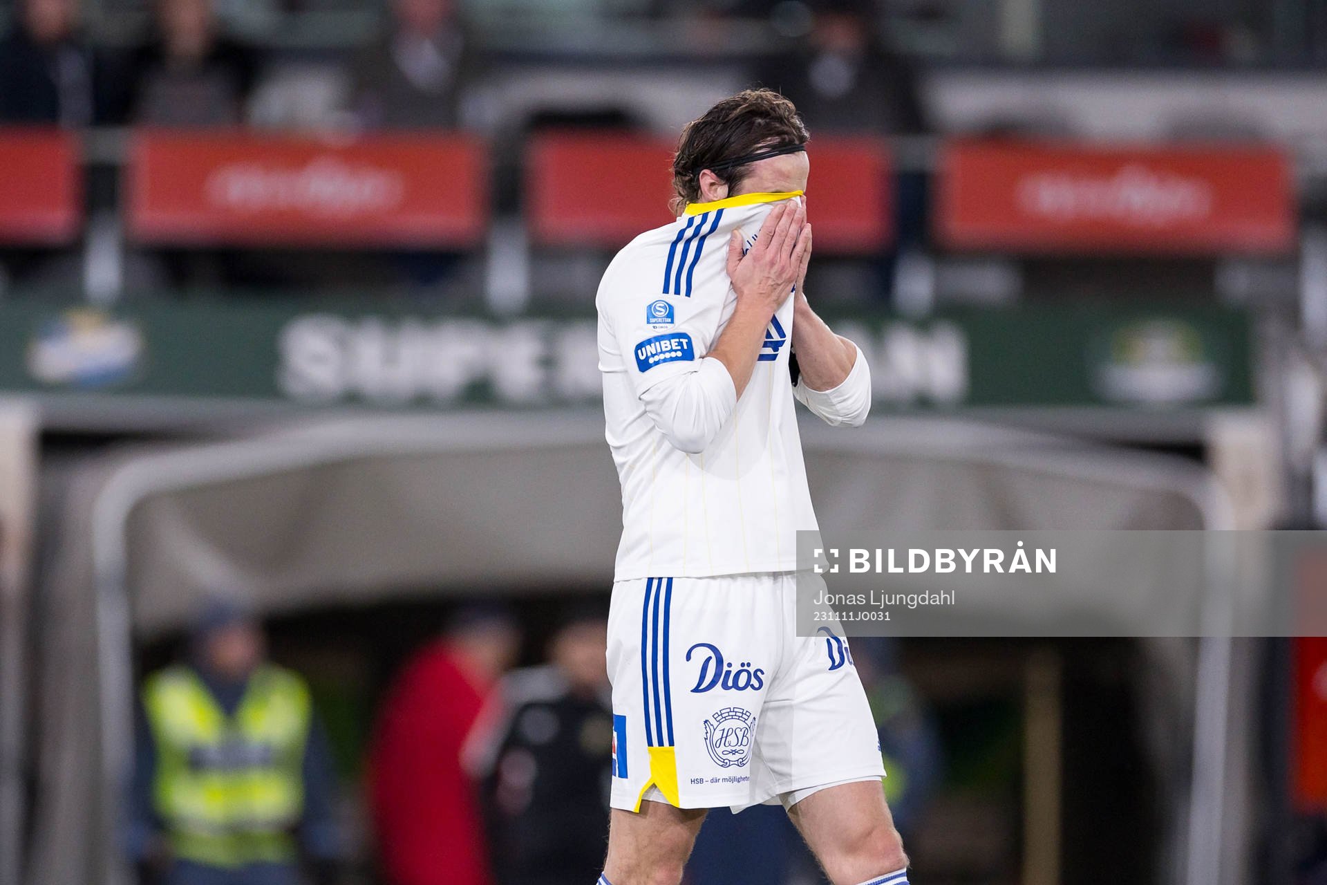 GIF Sundsvalls Linus Hallenius deppar
