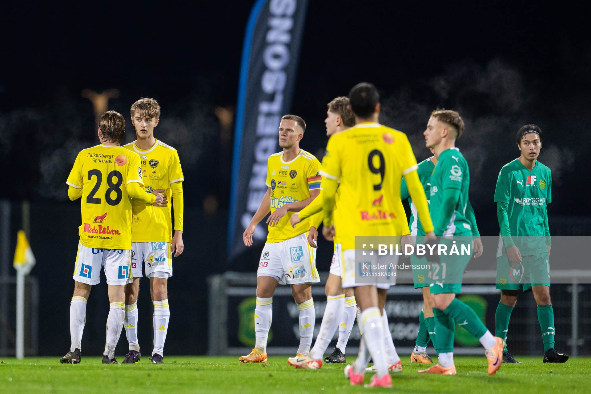 Falkenbergs spelare jublar