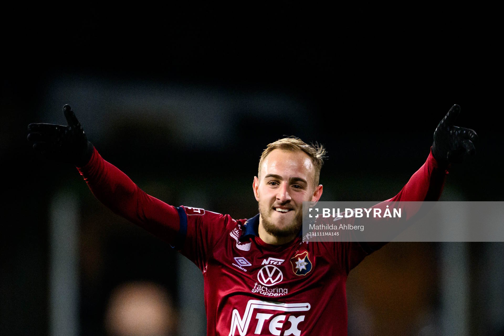 Örgrytes Amel Mujanic jublar
