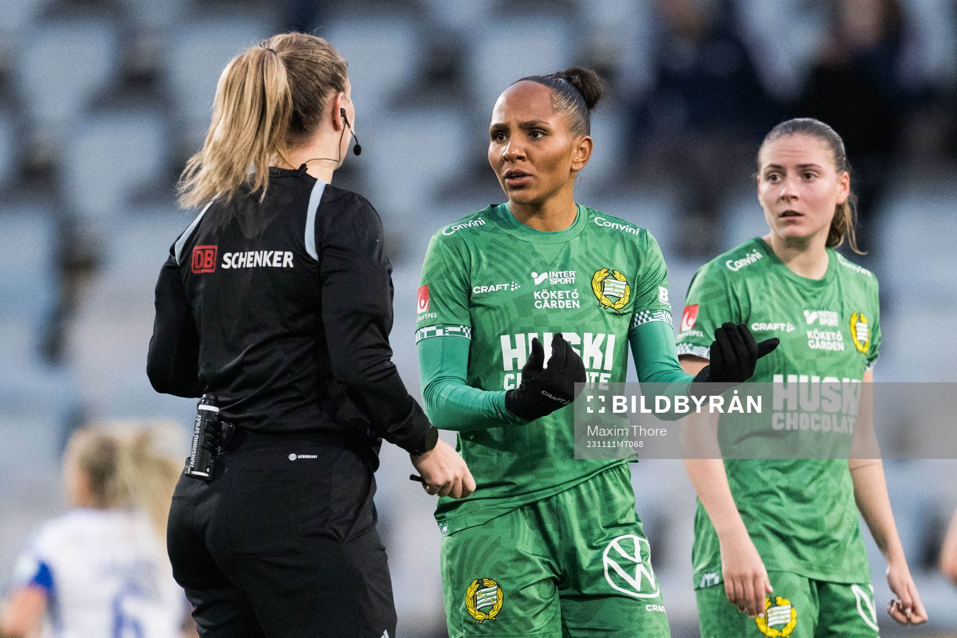 Hammarbys Madelen Janogy i samtal med Domare Sandra Almkvist