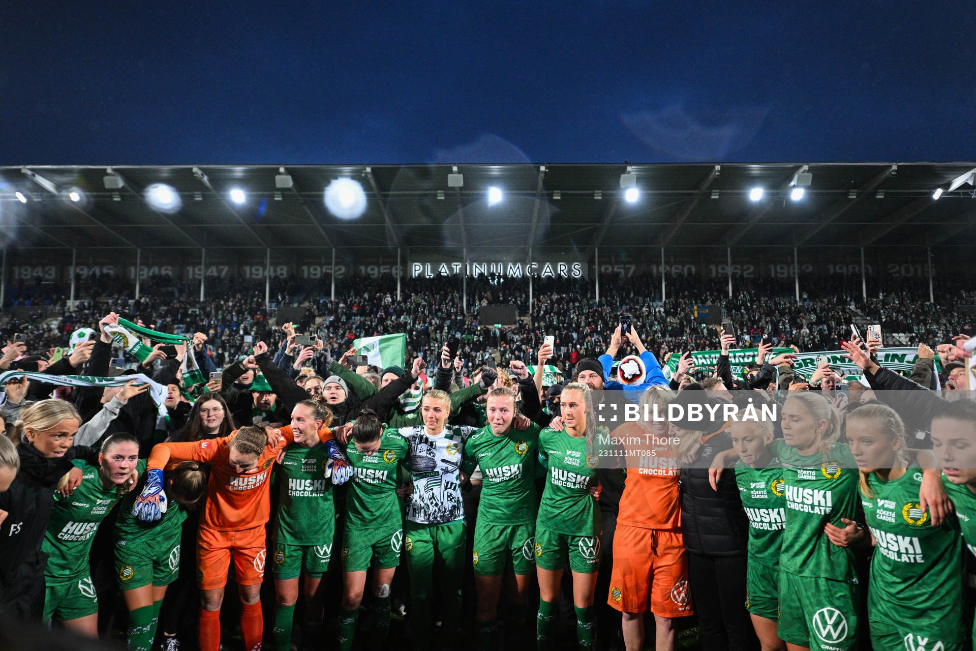 Hammarbys spelare och supportrar