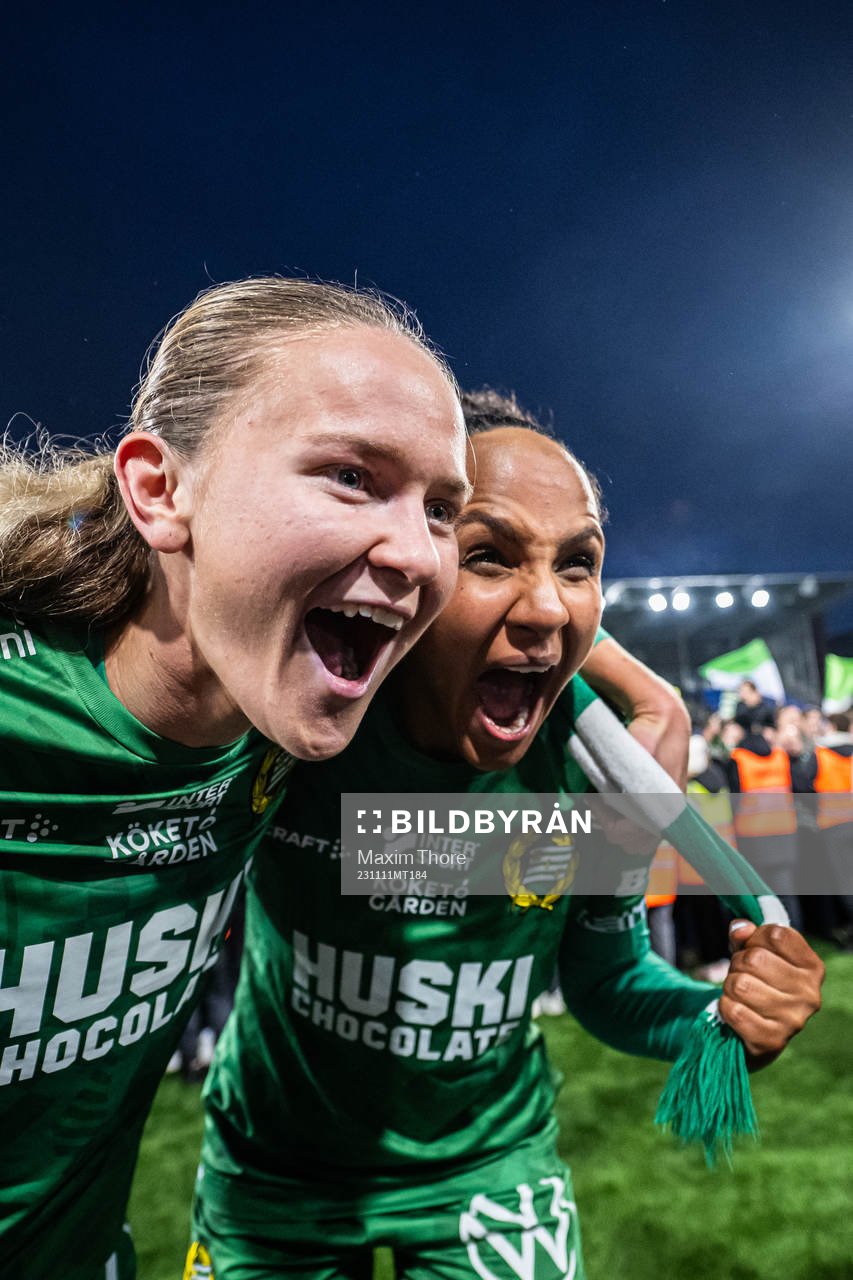 Hammarbys Matilda Vinberg och Madelen Janogy jublar över