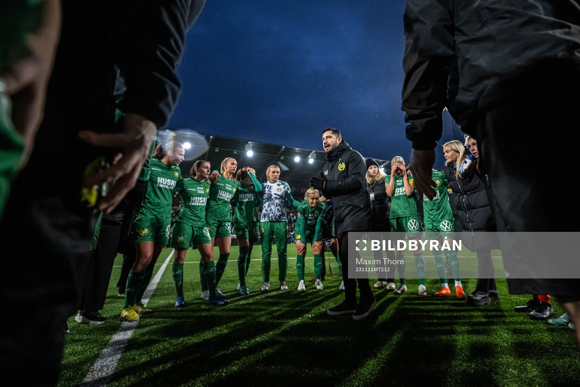 Hammarbys tränare Pablo Pinones-Arce i väntan på