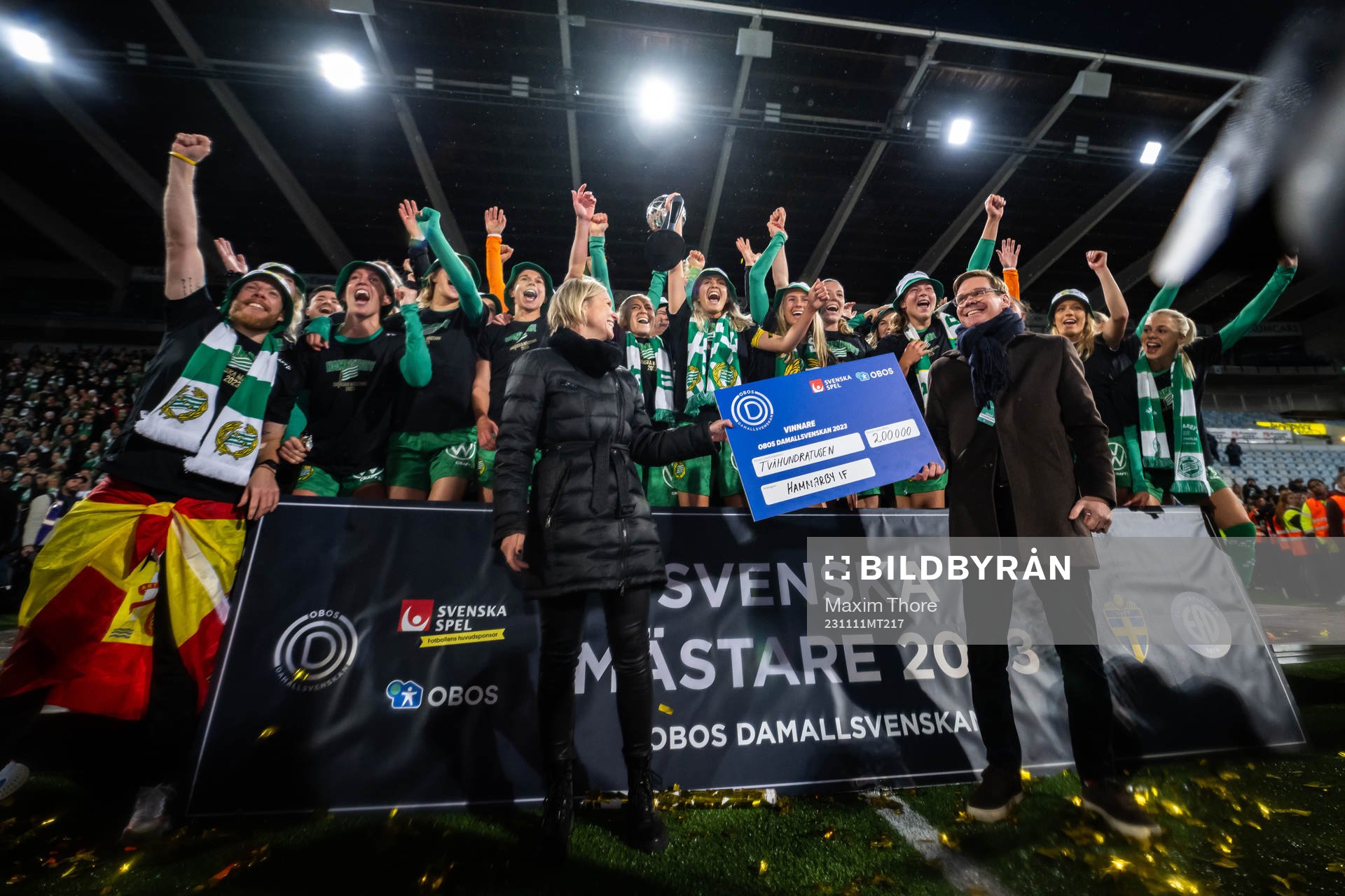 Hammarbys spelare jublar över SM-guldet