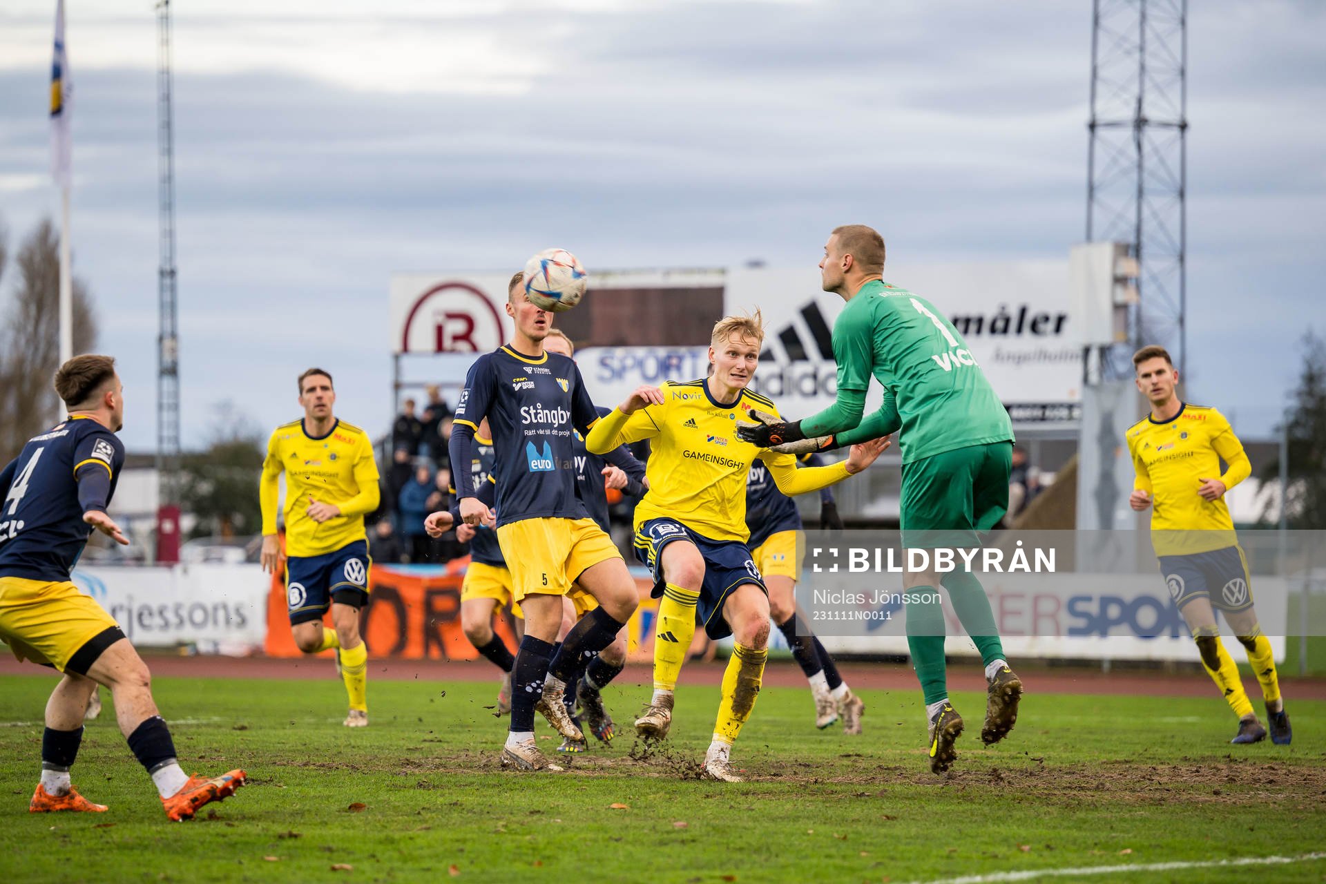Ängelholms Filip Örnblom och Torns IFs Oliver Lindstedt