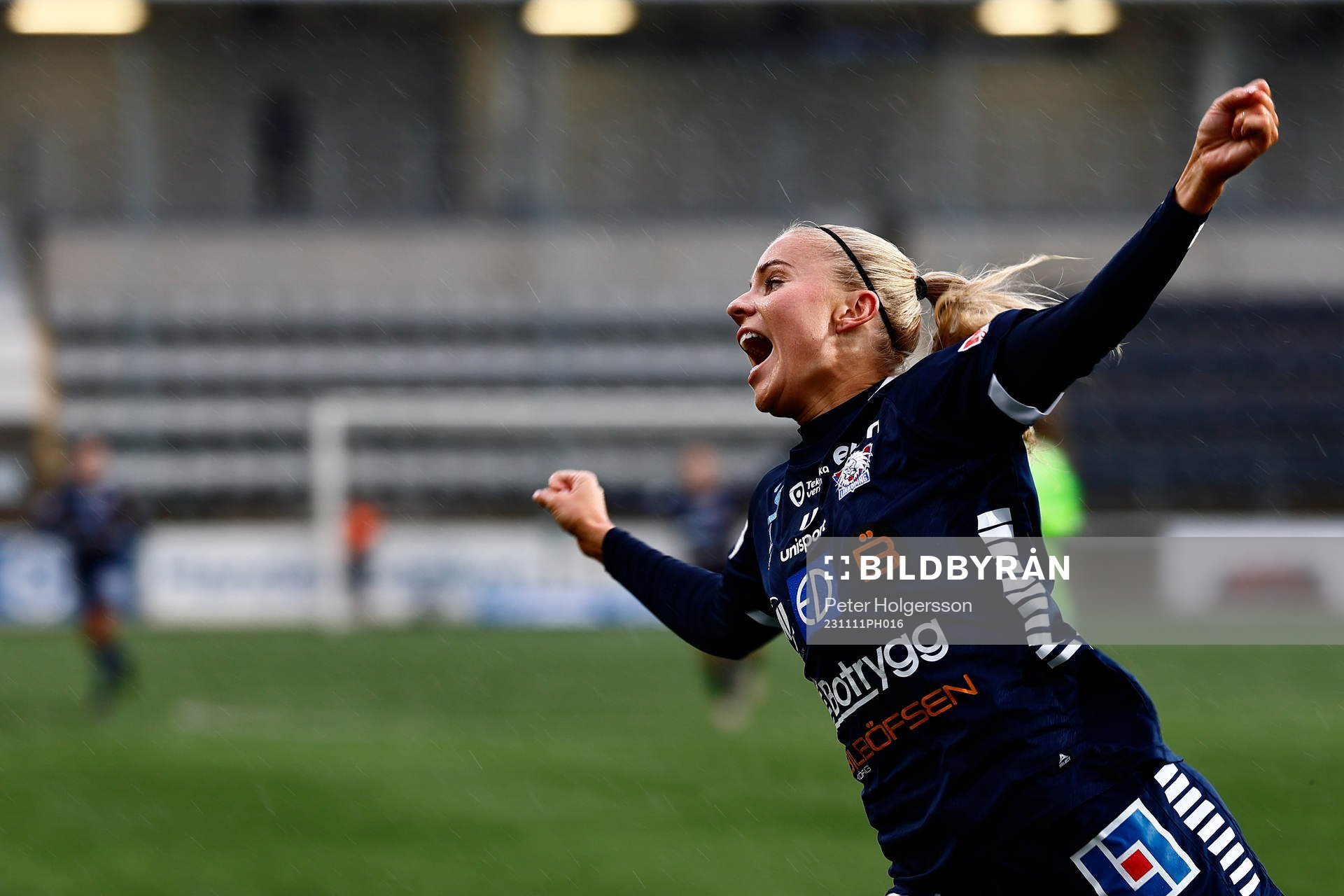 Linköpings Stina Lennartsson jublar