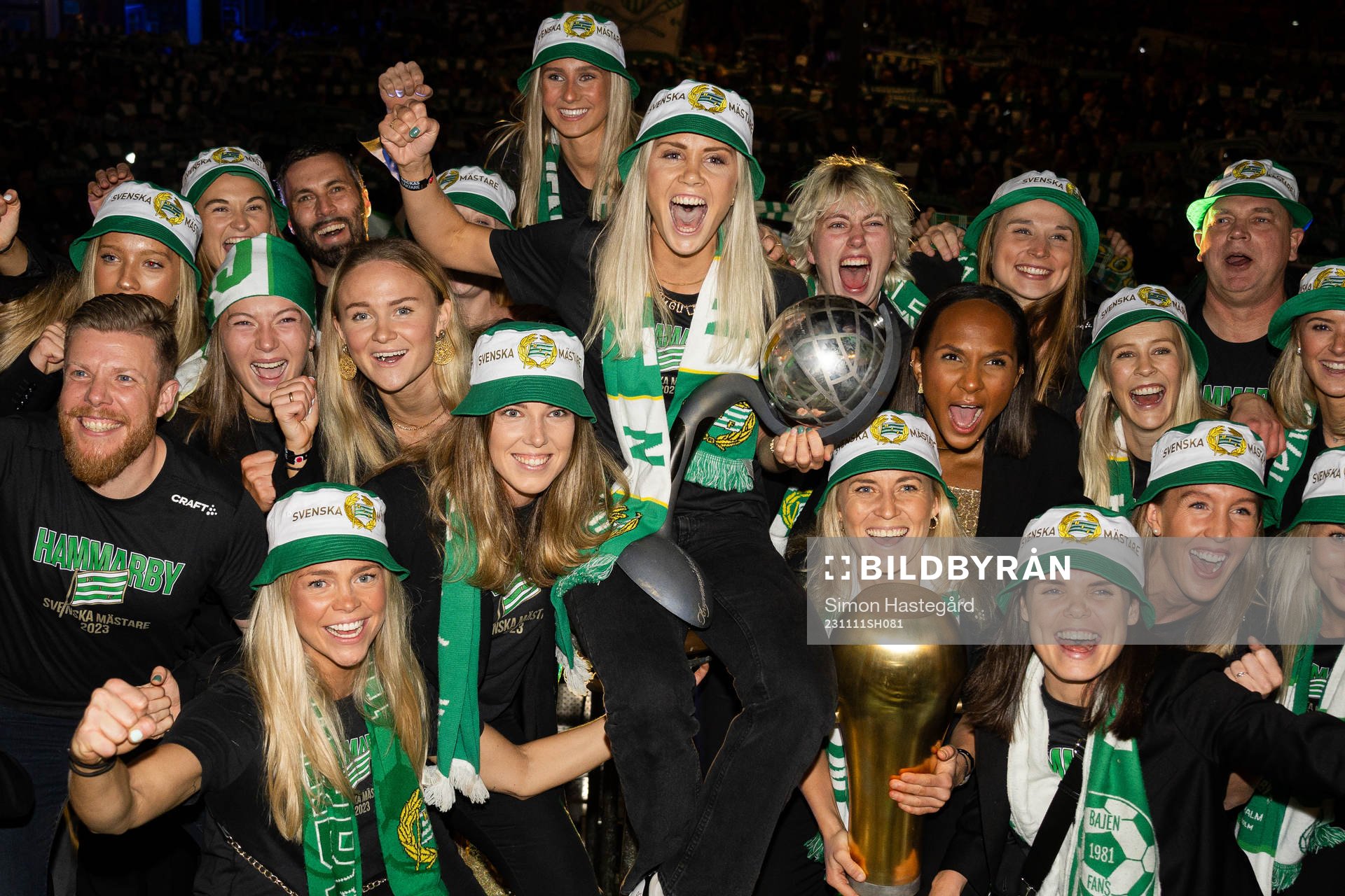 Hammarbys spelare jublar
