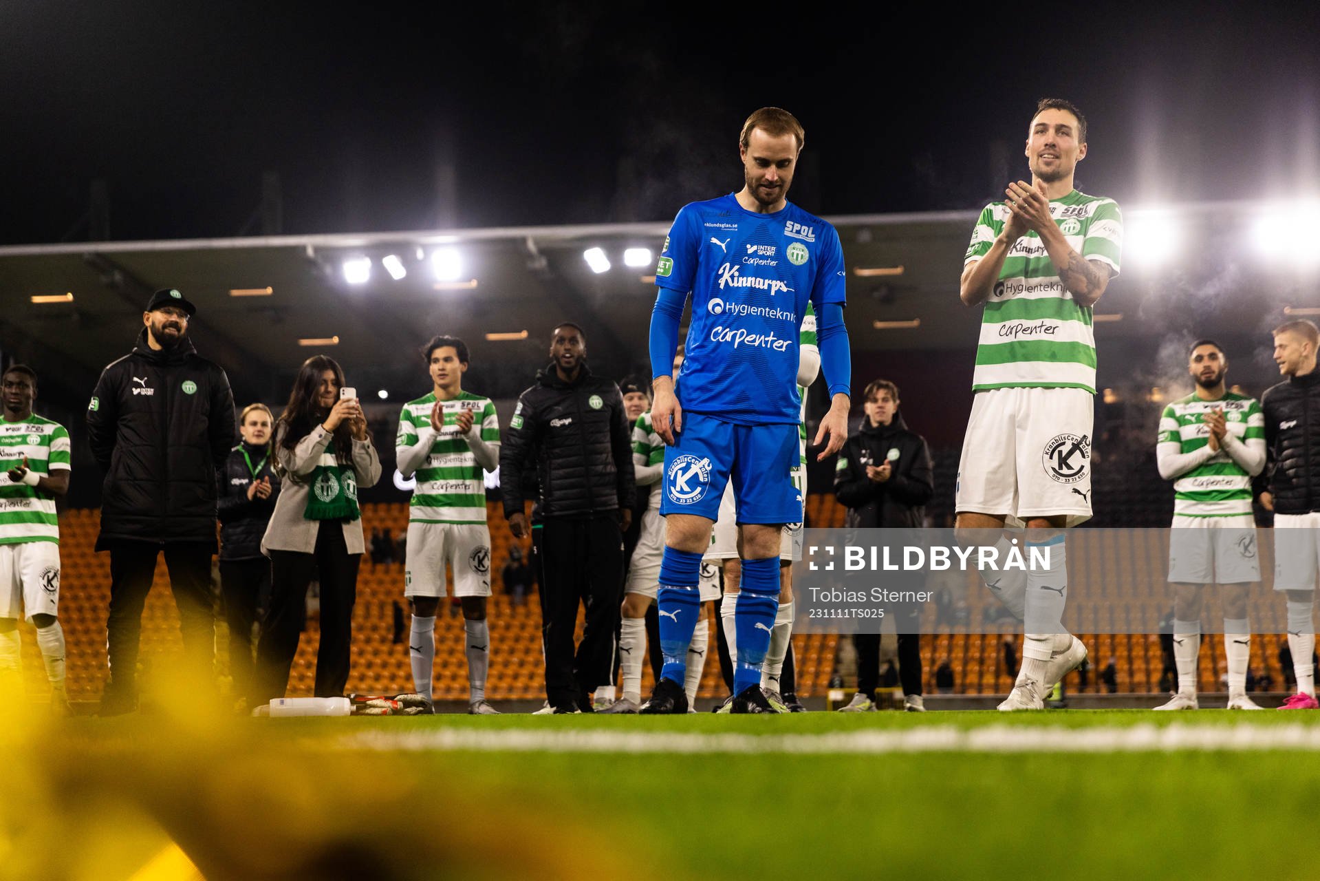 Västerås SKs målvakt Daniel Svensson och Filip Tronet