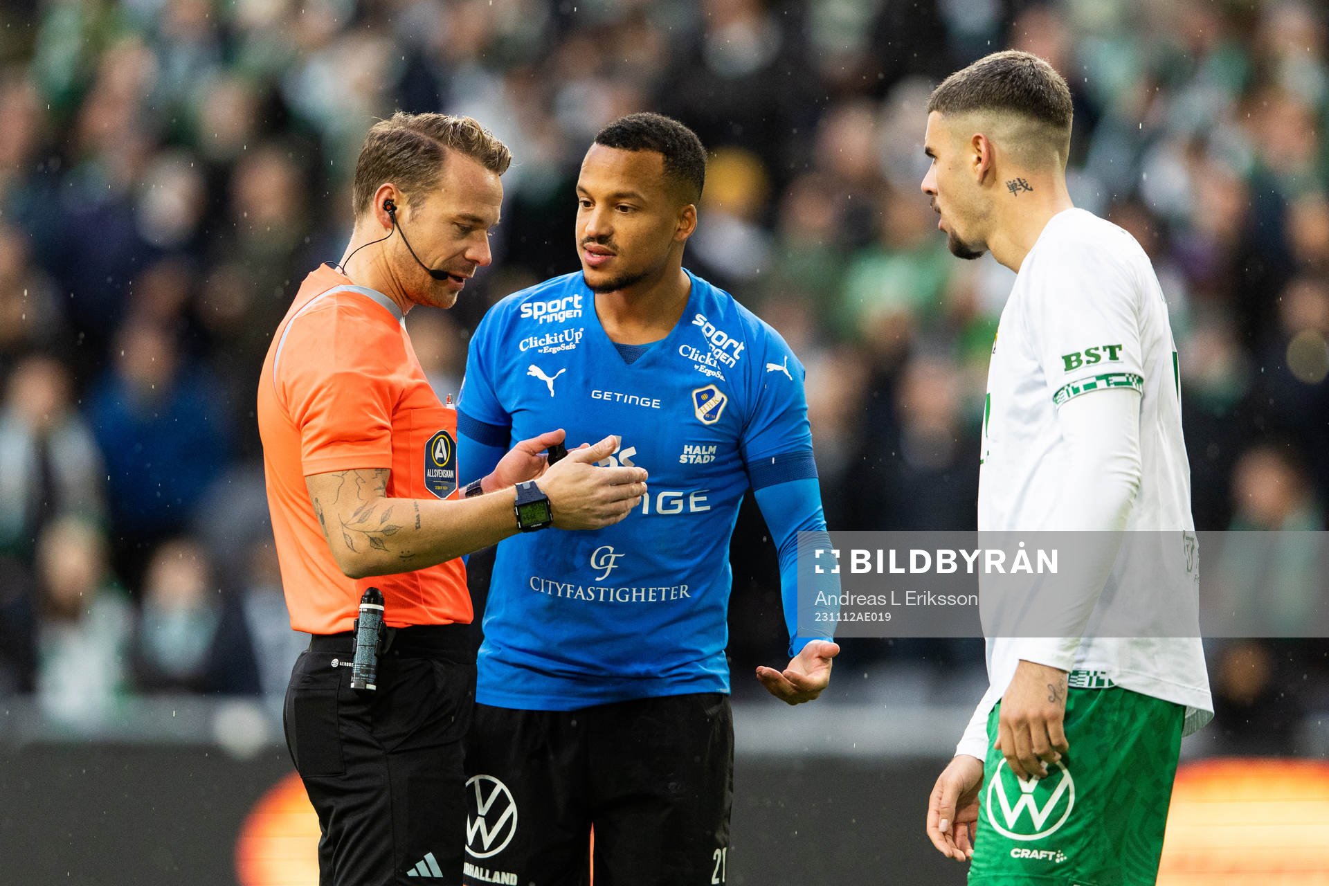 Domare Kristoffer Karlsson, Halmstads Marcus Olsson och