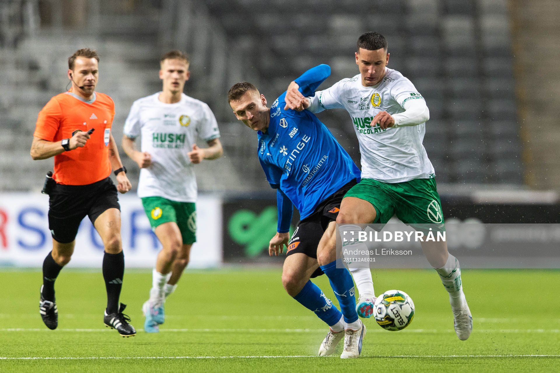 Halmstads Viktor Granath och Hammarbys Deniz Gul