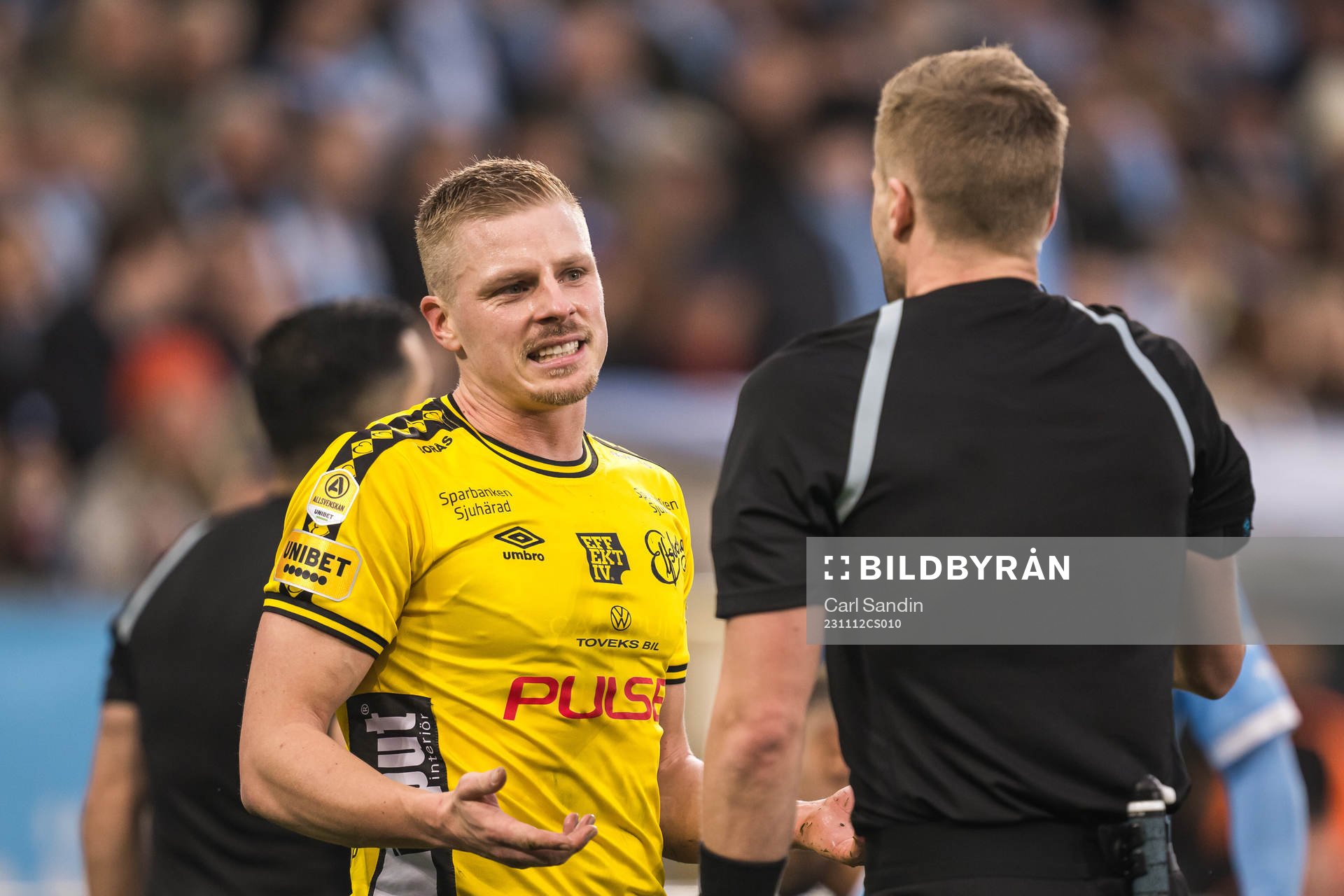 Elfsborgs Per Frick i samtal med Domare Glenn Nyberg