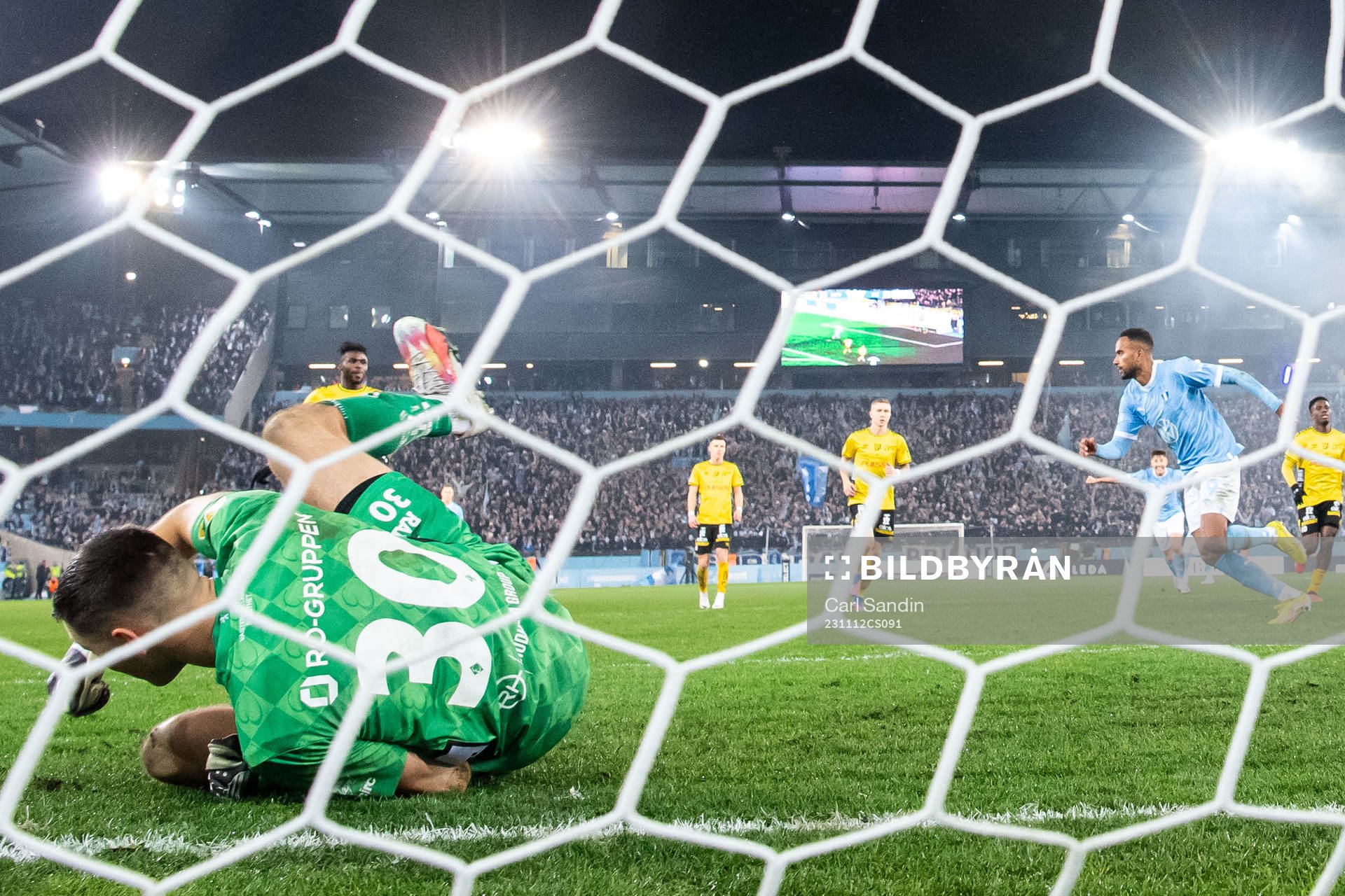 Malmö FFs Isaac Kiese Thelin jublar