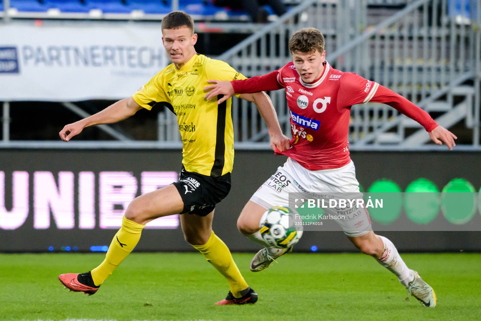 Mjällbys Arvid Brorsson och Degerfors Gustav Lindgren