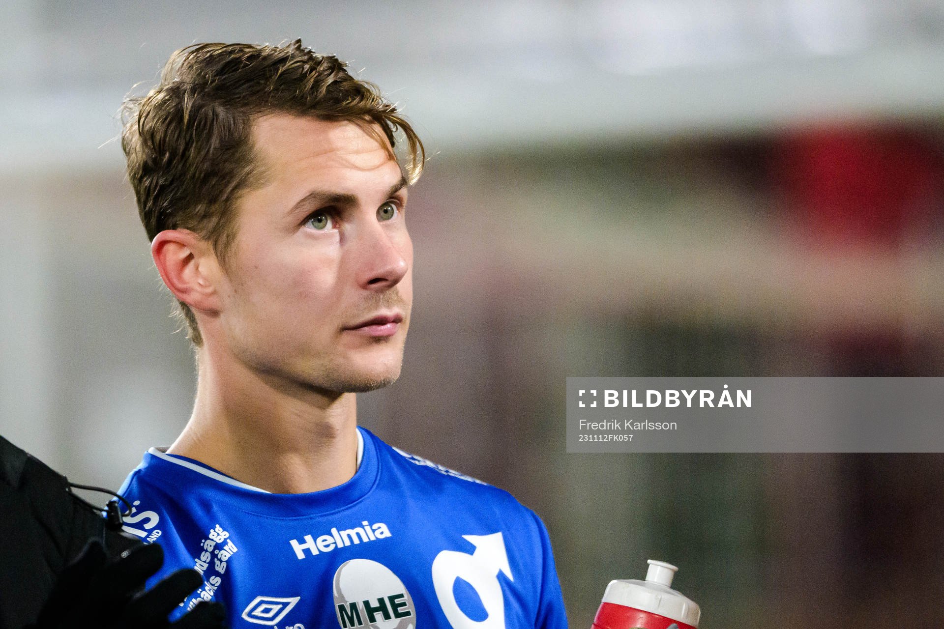 Degerfors målvakt Sondre Lovseth Rossbach deppar