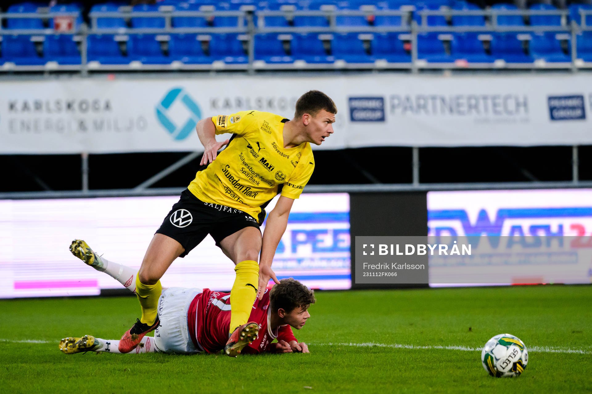 Mjällbys Arvid Brorsson och Degerfors Gustav Lindgren