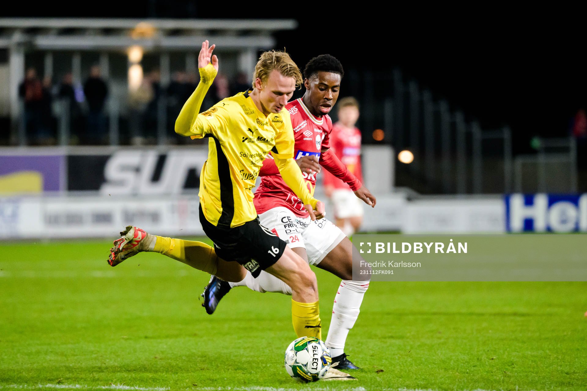 Mjällbys Alexander Johansson och Degerfors De Pievre Ilunga